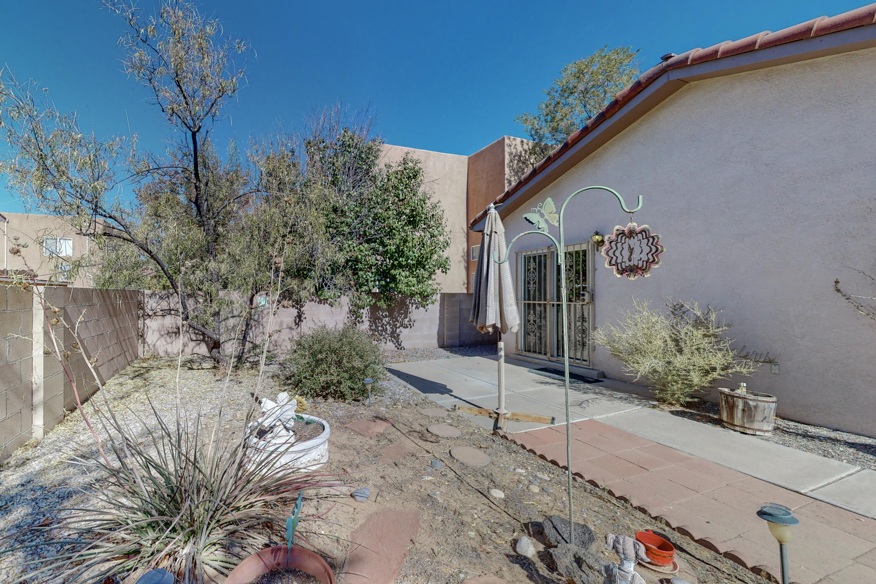 7523 Willow Run Drive NE