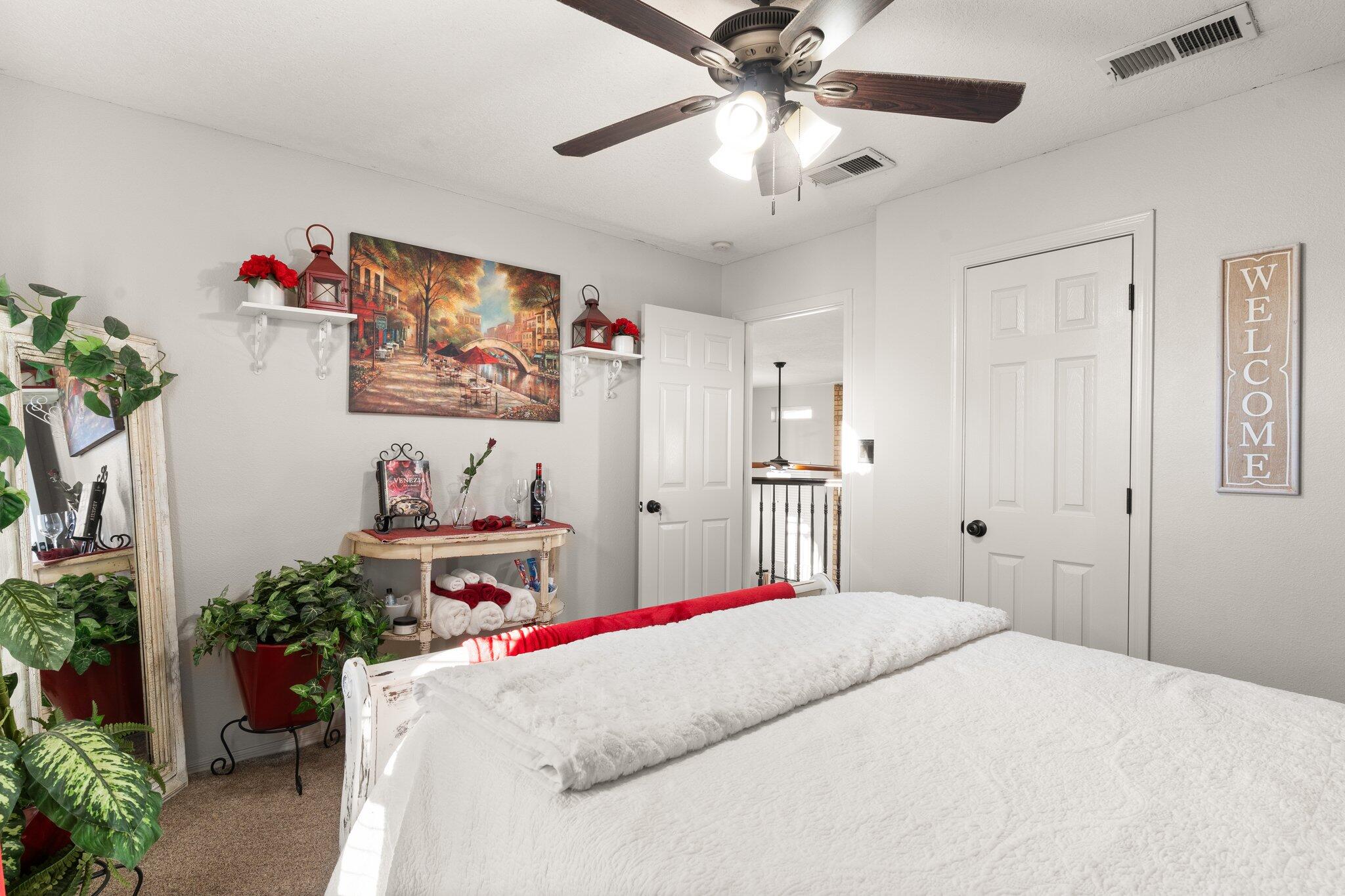 8324 Calle Primera NW