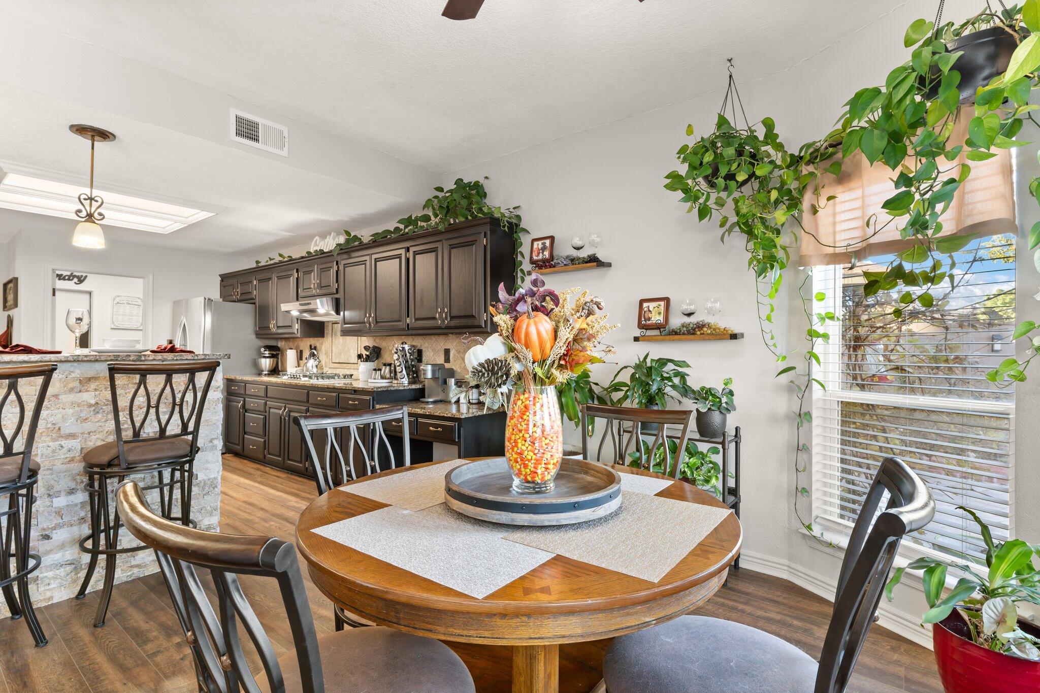 8324 Calle Primera NW