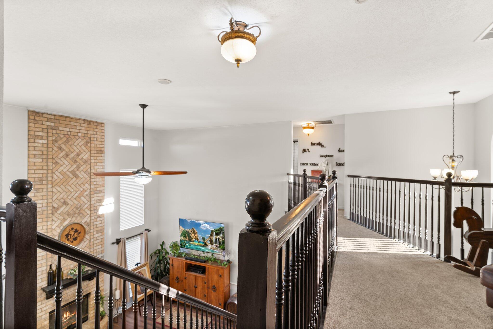 8324 Calle Primera NW