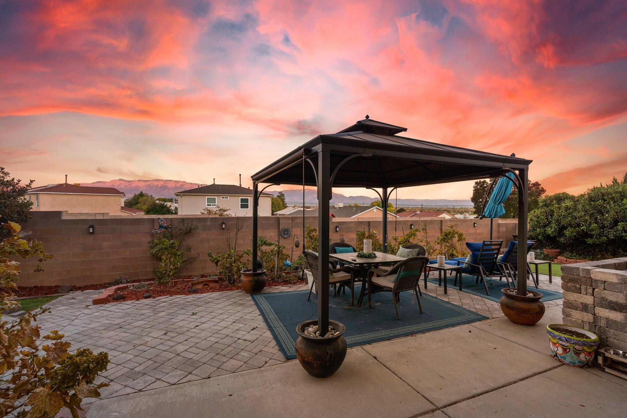 8324 Calle Primera NW