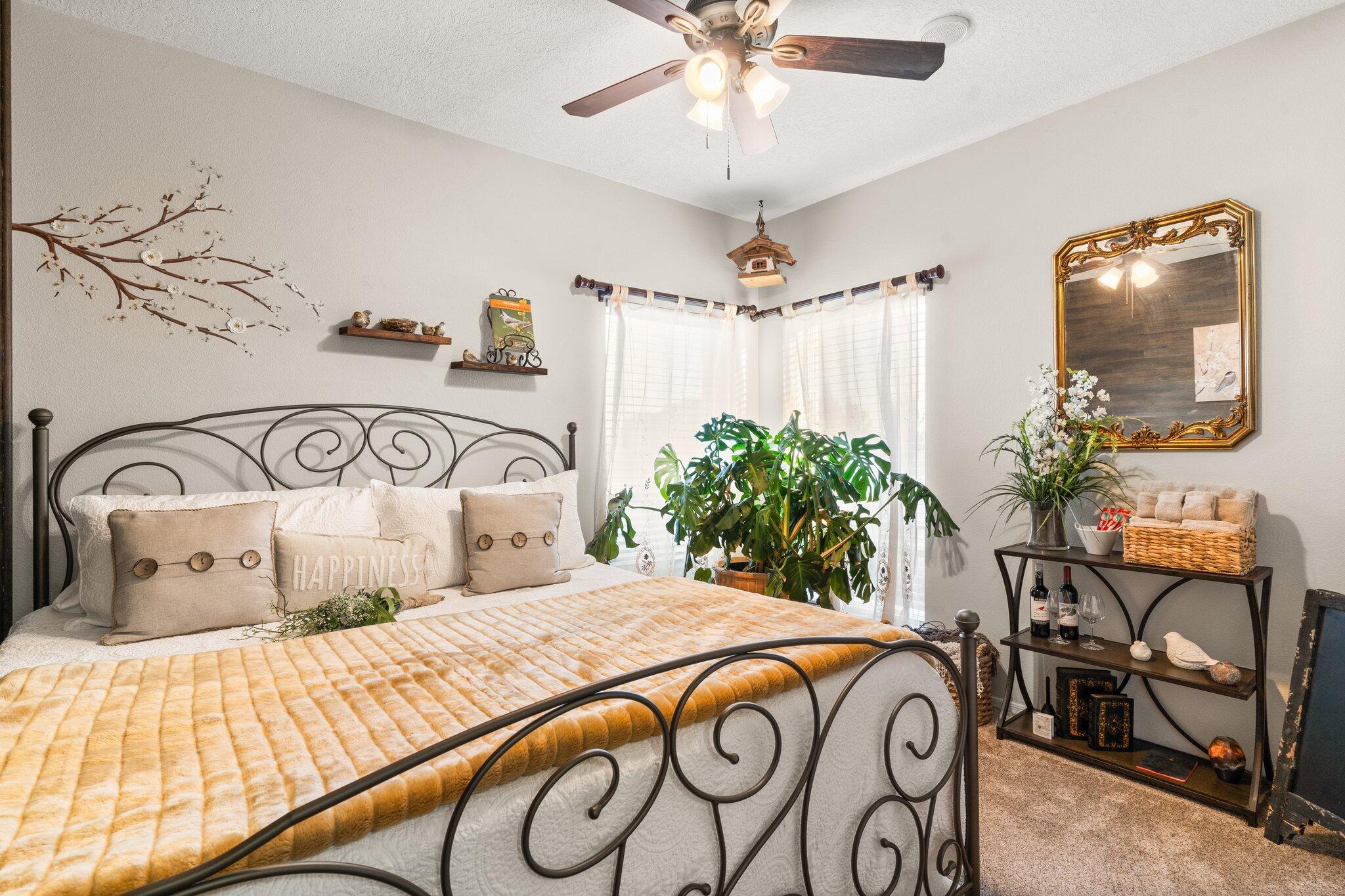 8324 Calle Primera NW