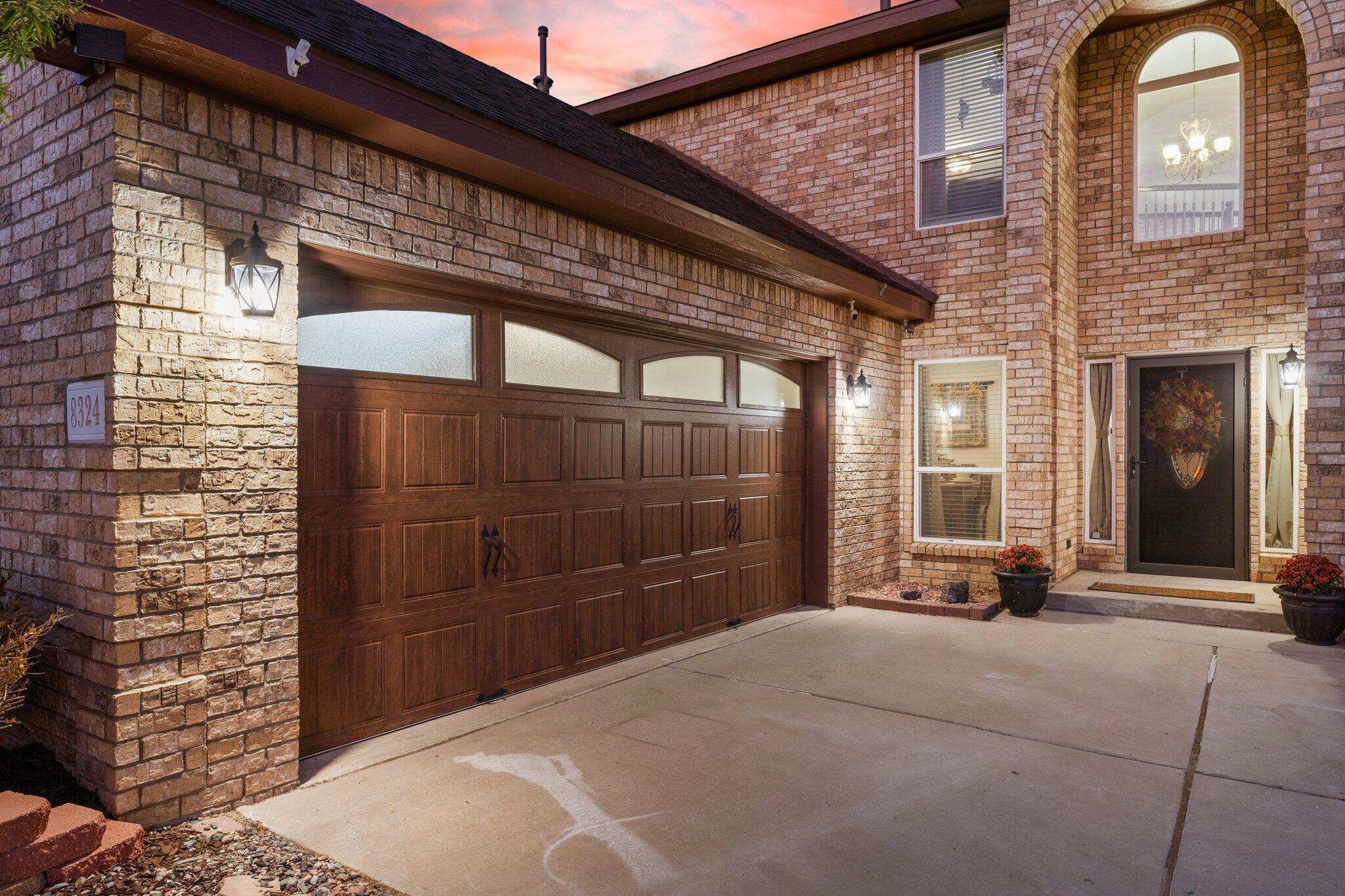 8324 Calle Primera NW