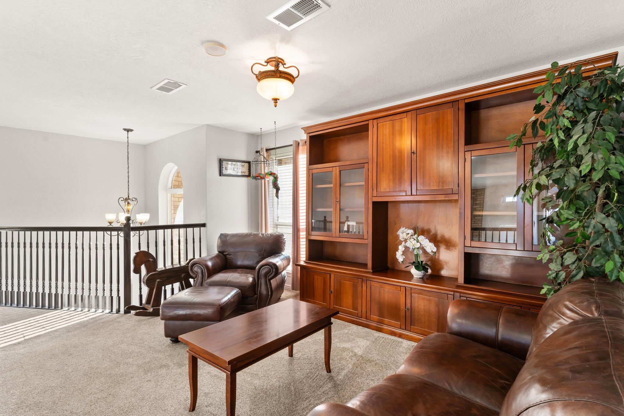 8324 Calle Primera NW