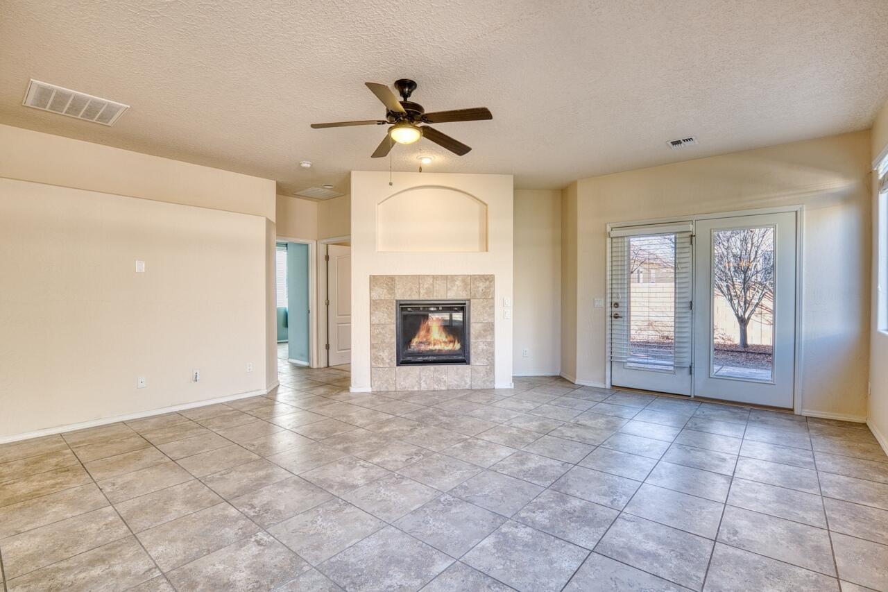 863 Golden Yarrow Trail