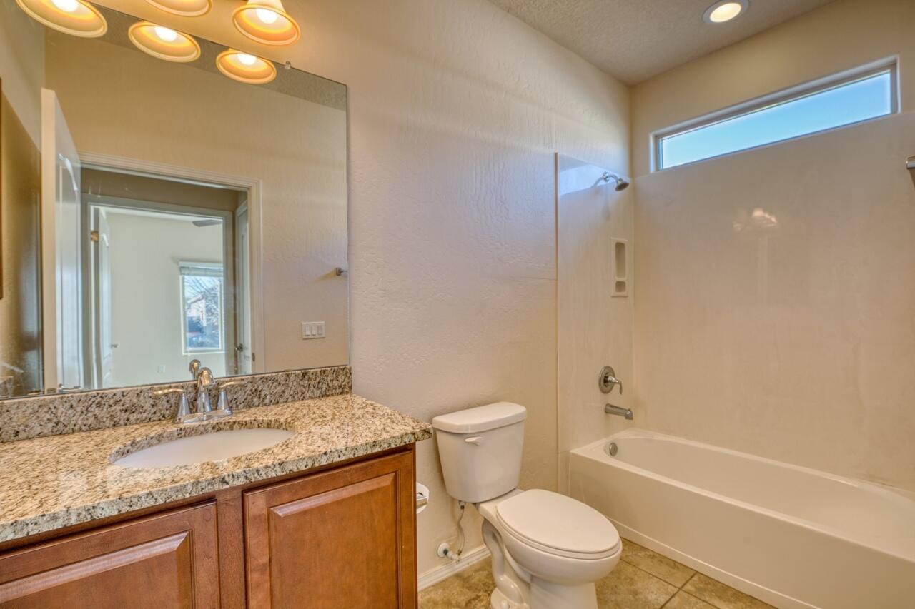 863 Golden Yarrow Trail