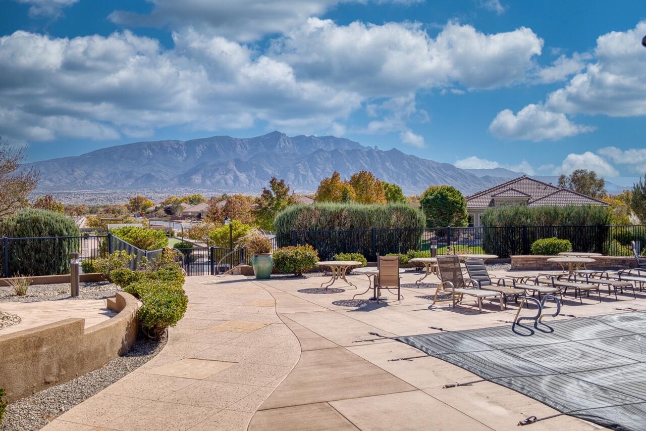 863 Golden Yarrow Trail