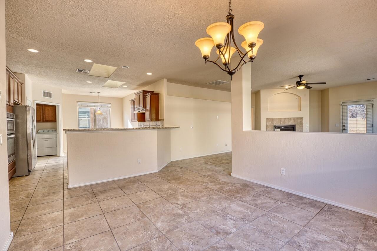 863 Golden Yarrow Trail