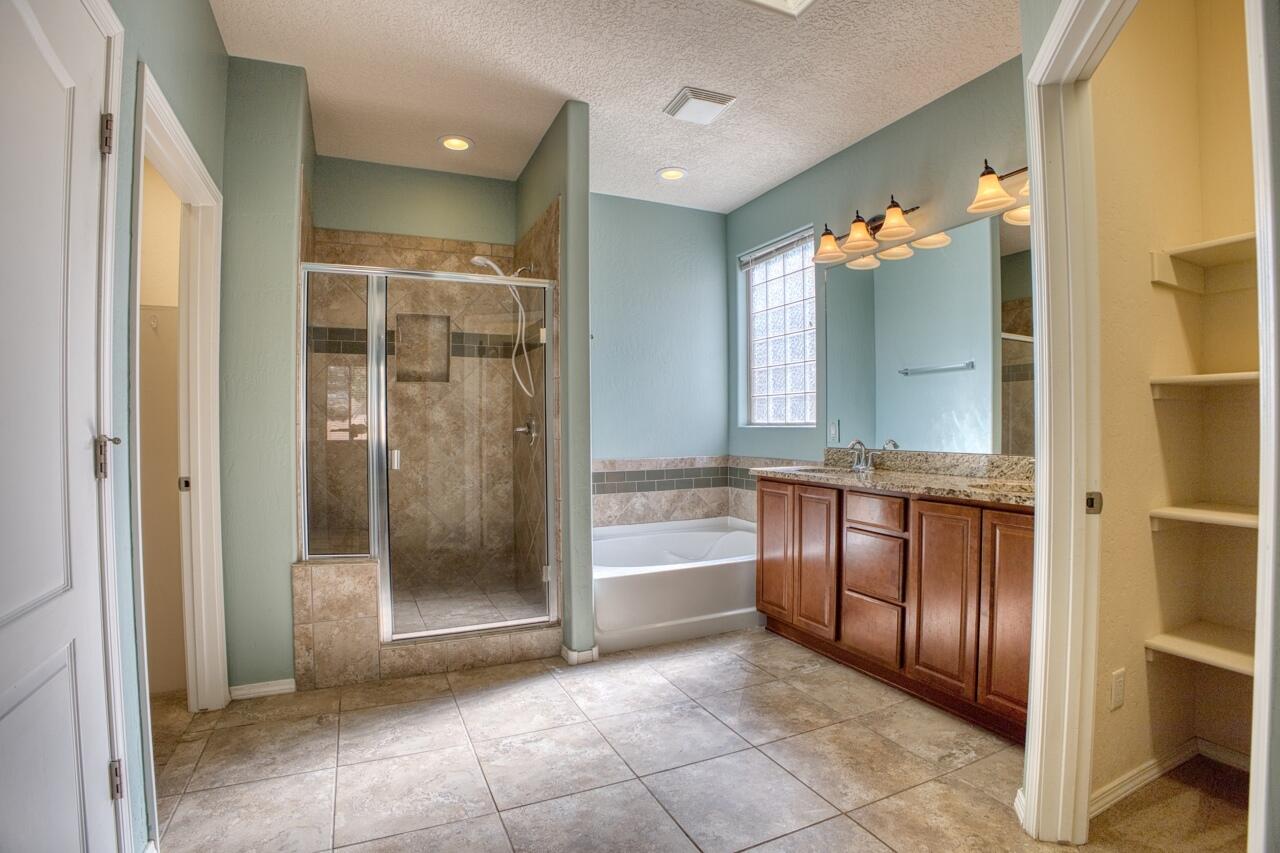 863 Golden Yarrow Trail