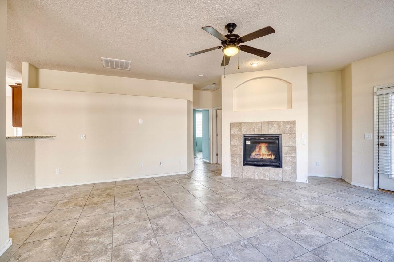 863 Golden Yarrow Trail