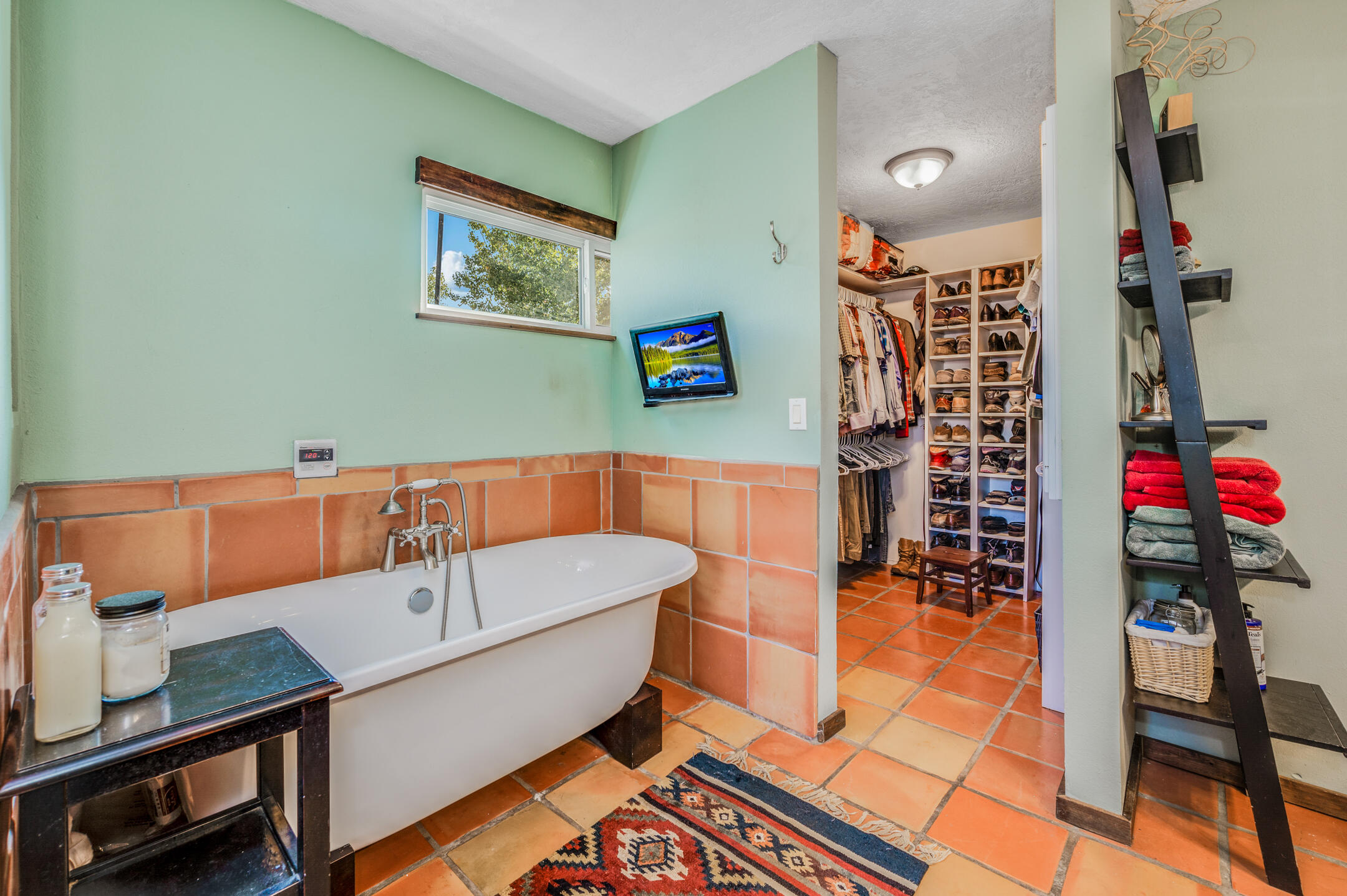 911 Palmas Altas Drive SE