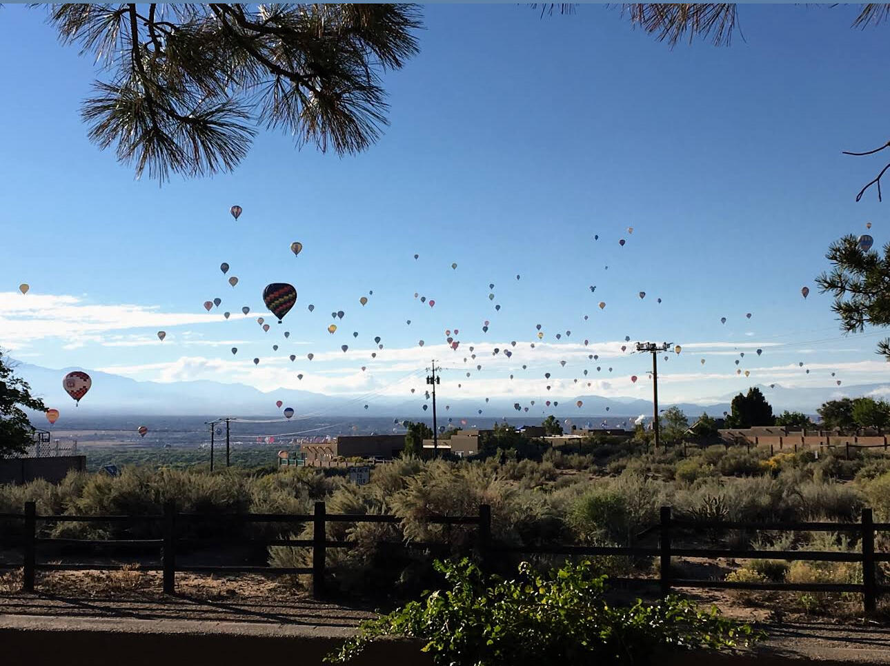 911 Palmas Altas Drive SE