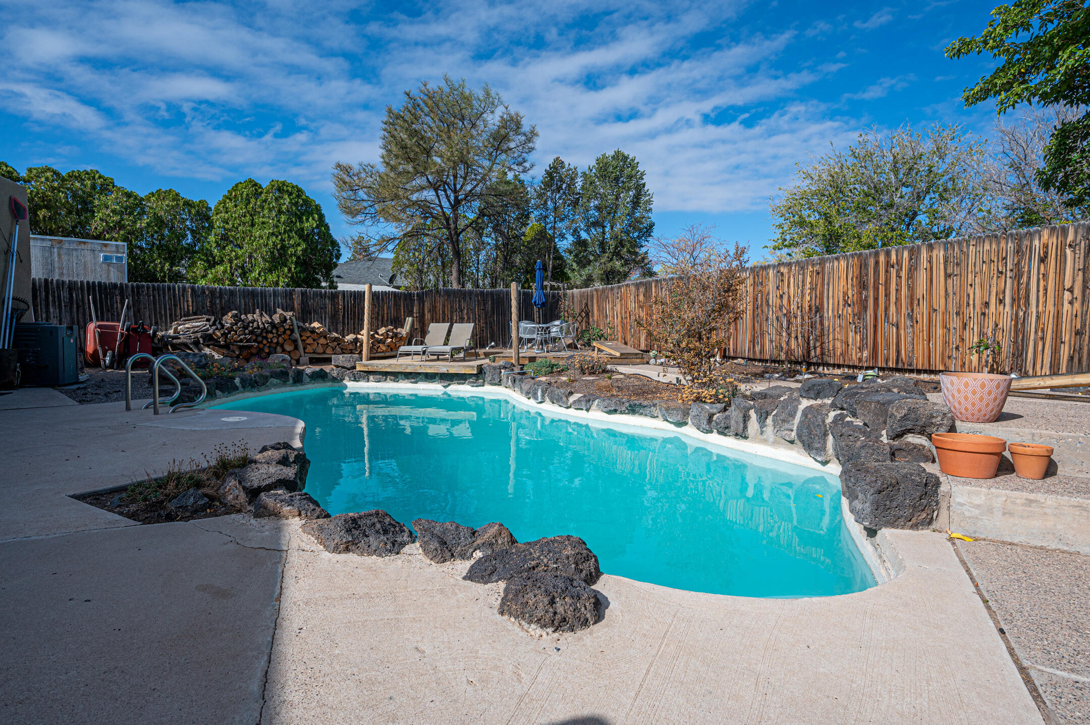 911 Palmas Altas Drive SE