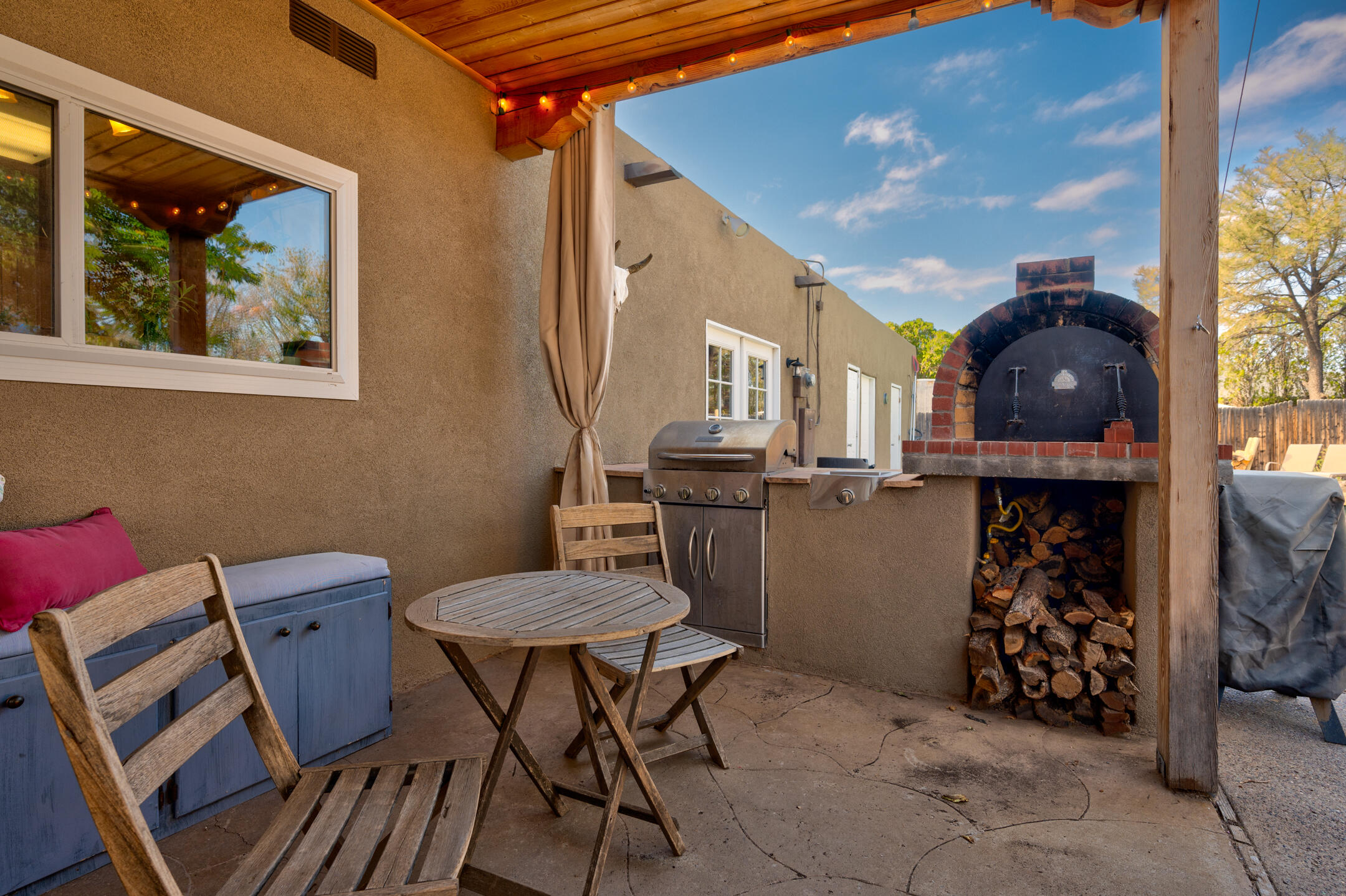 911 Palmas Altas Drive SE