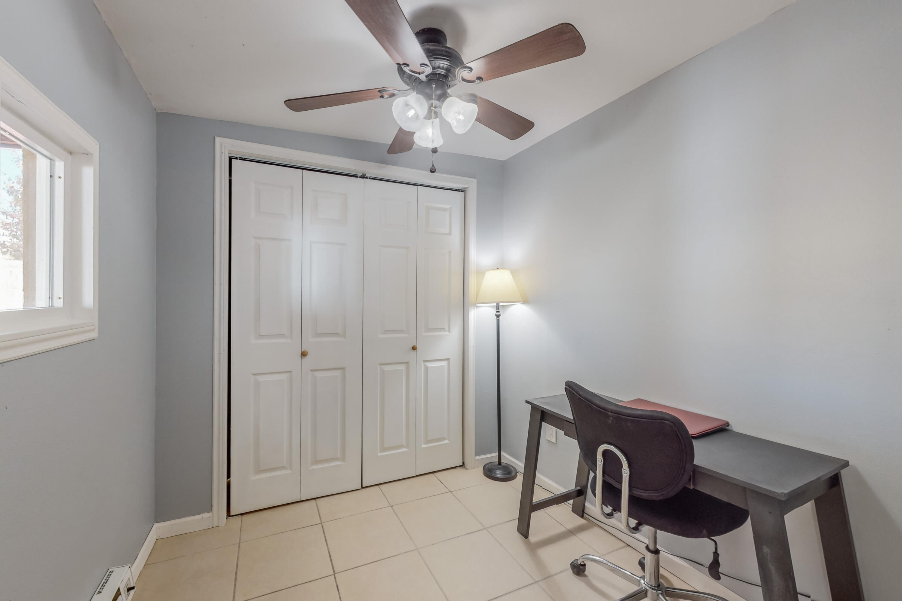 9017 Phoenix Avenue NE