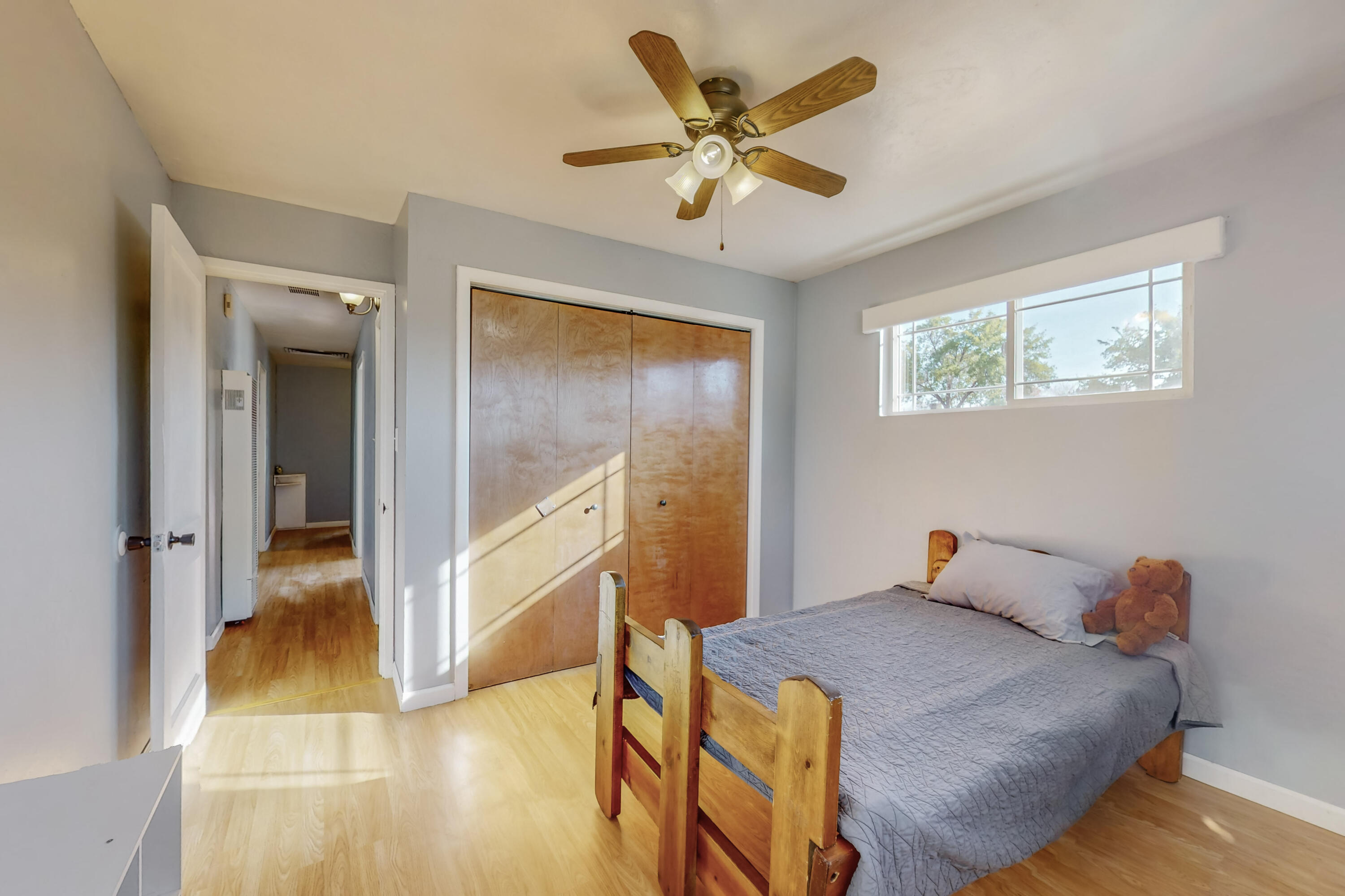 9017 Phoenix Avenue NE