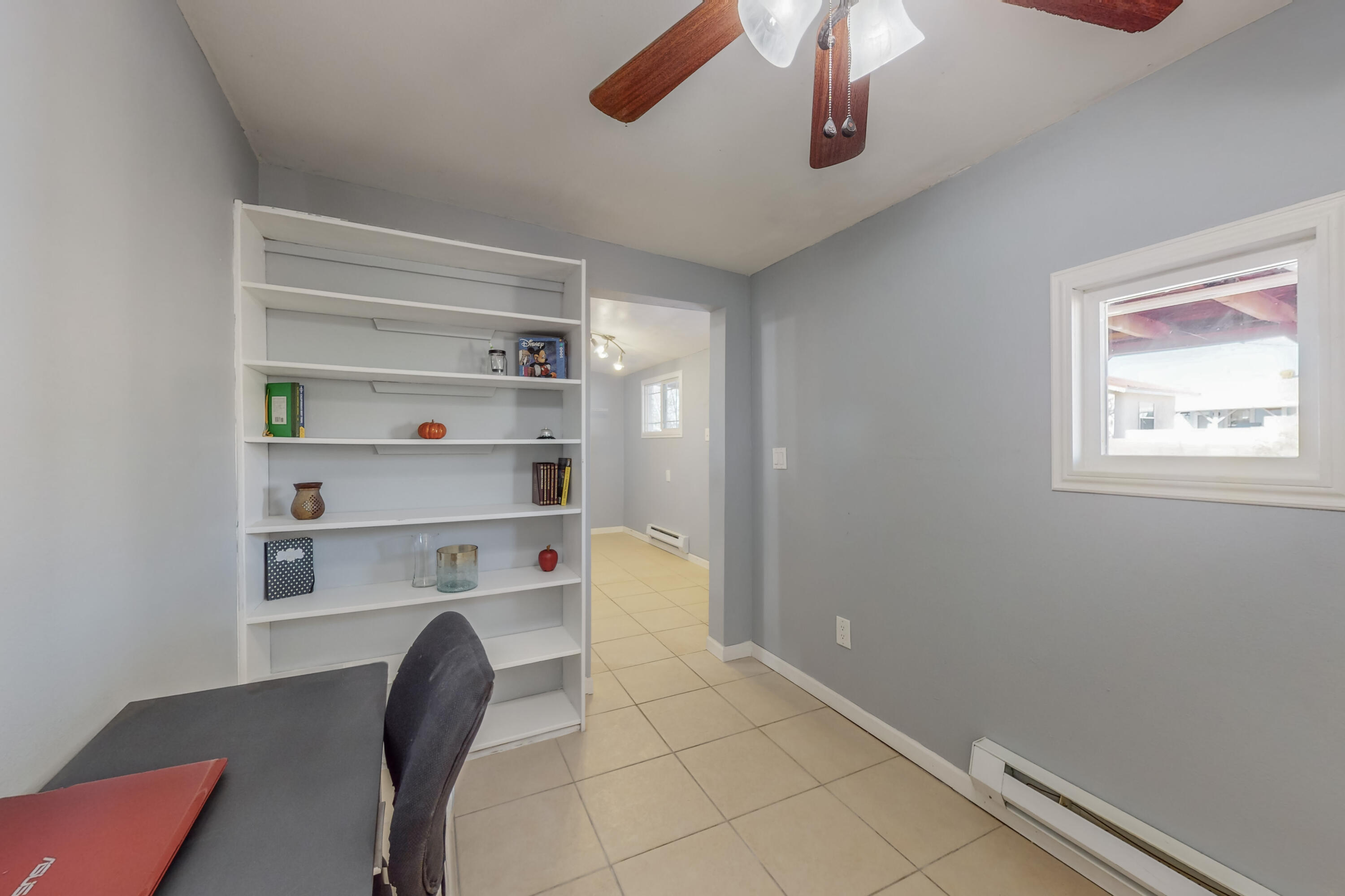 9017 Phoenix Avenue NE