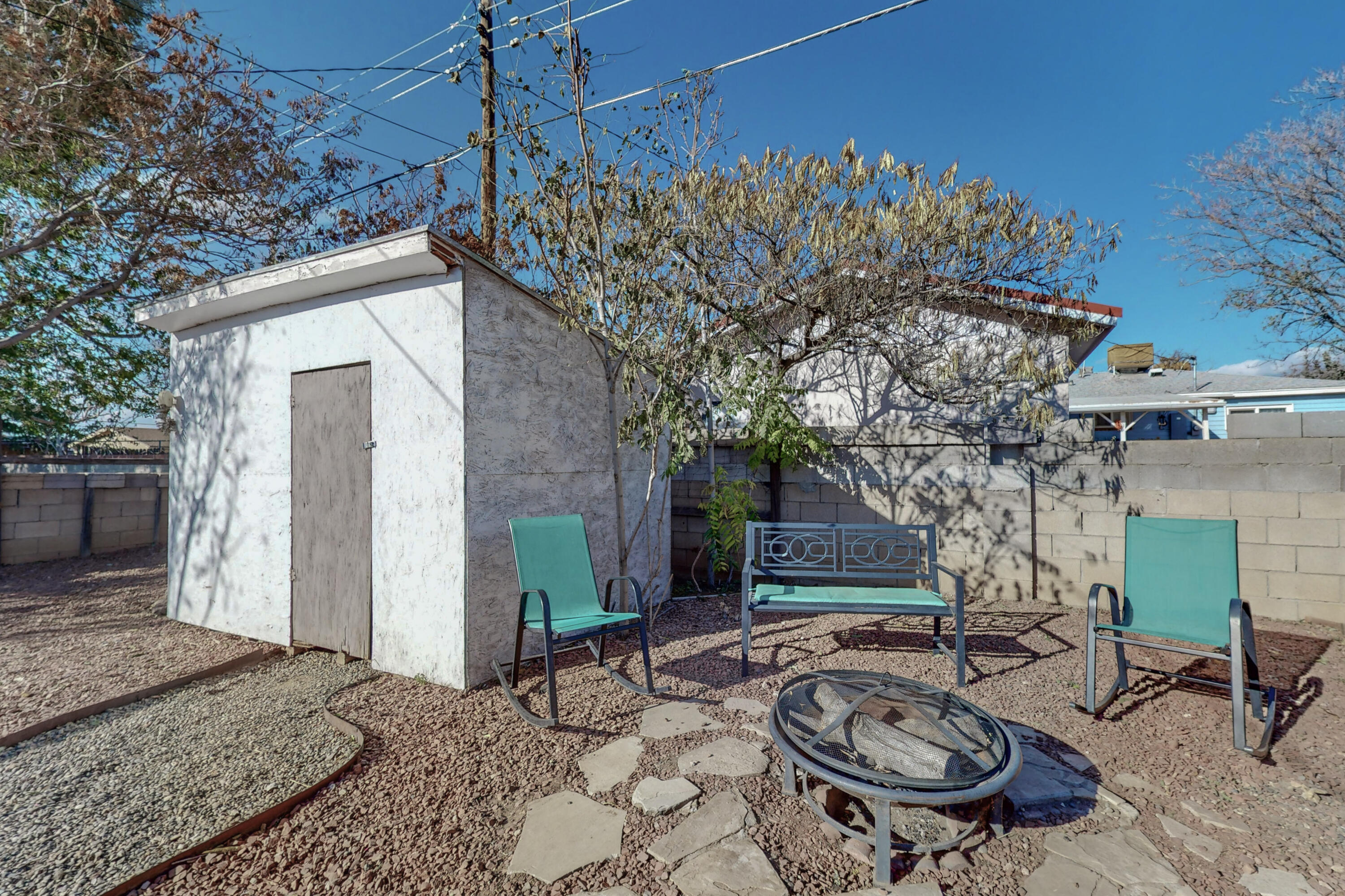 9017 Phoenix Avenue NE