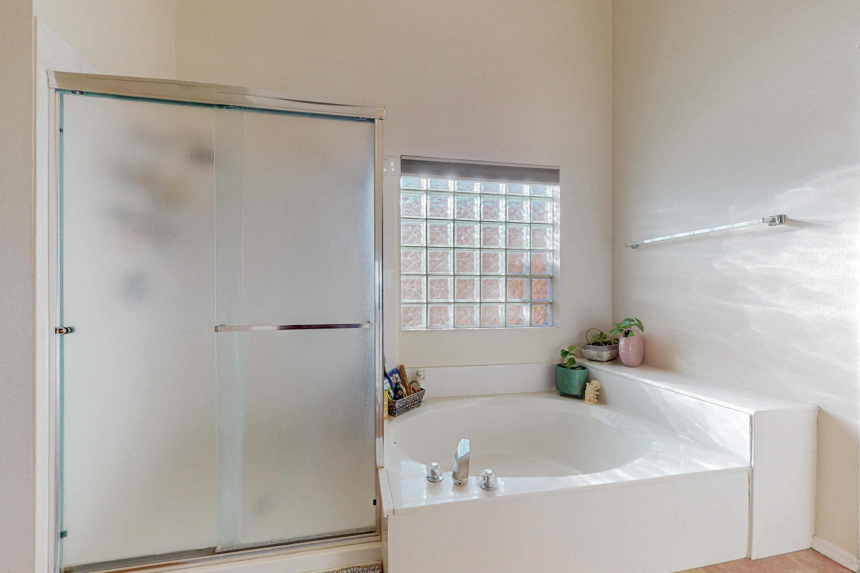 4122 Rancho Centro Road NW