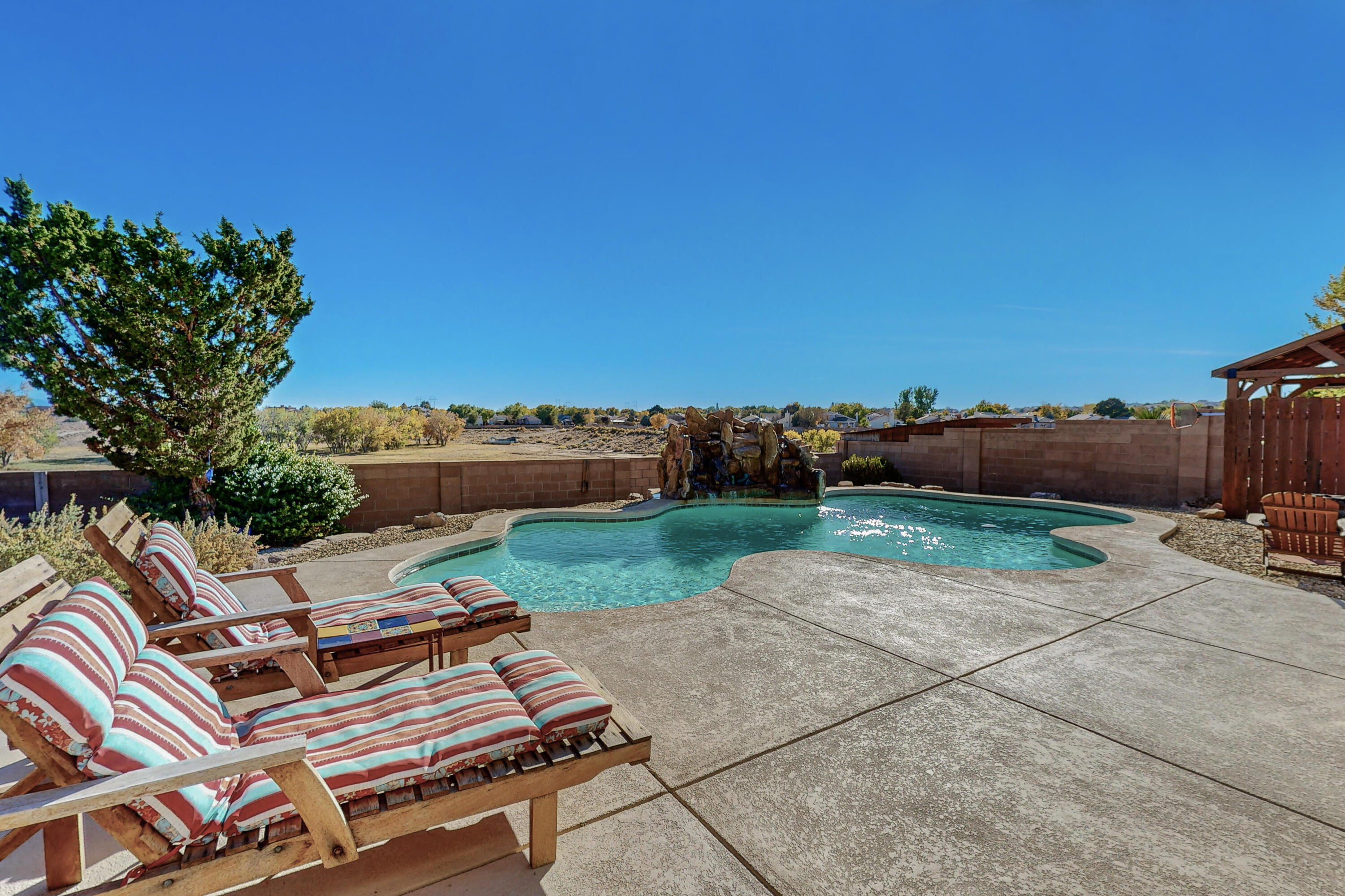 4122 Rancho Centro Road NW