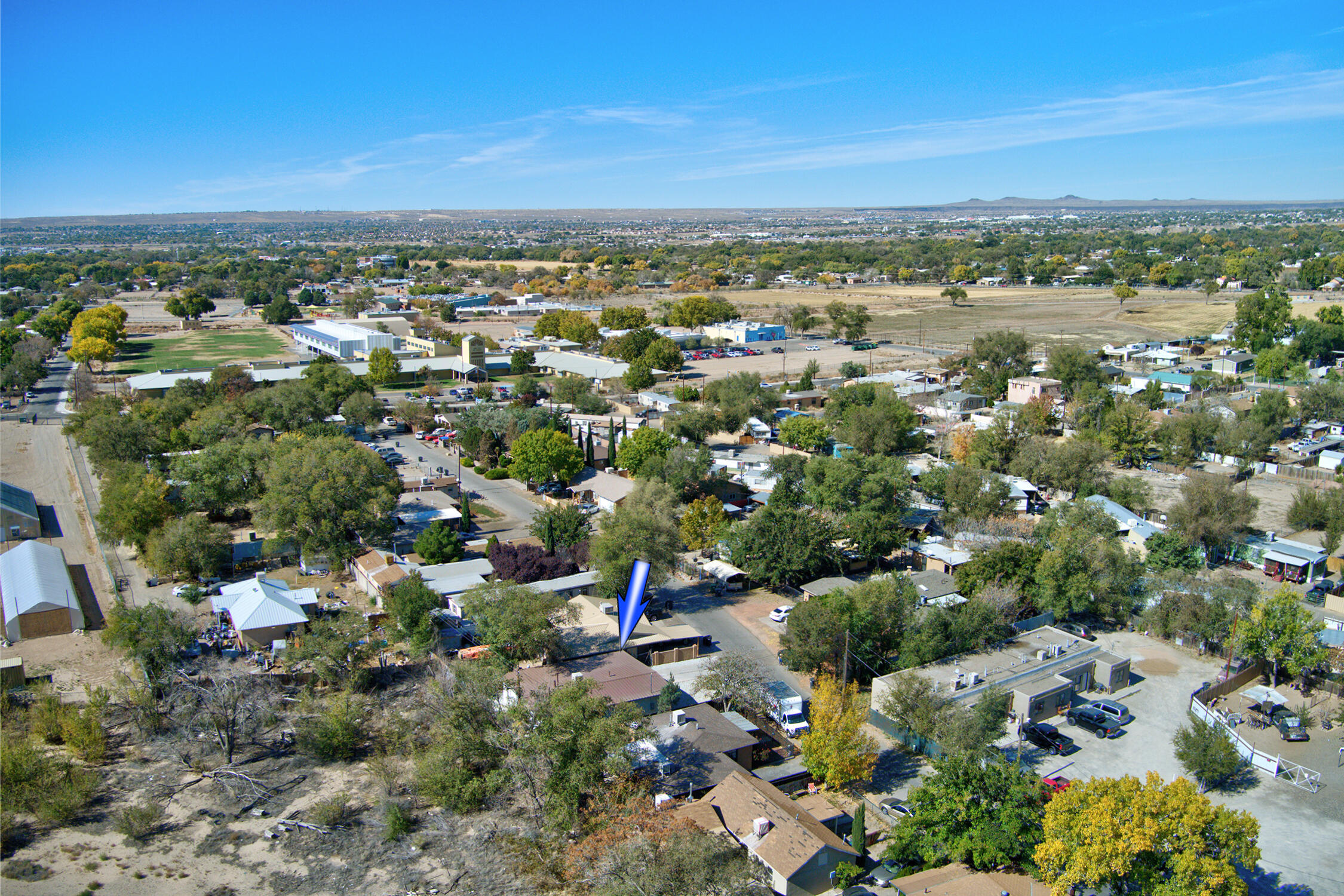 1907 Isleta Boulevard SW 6