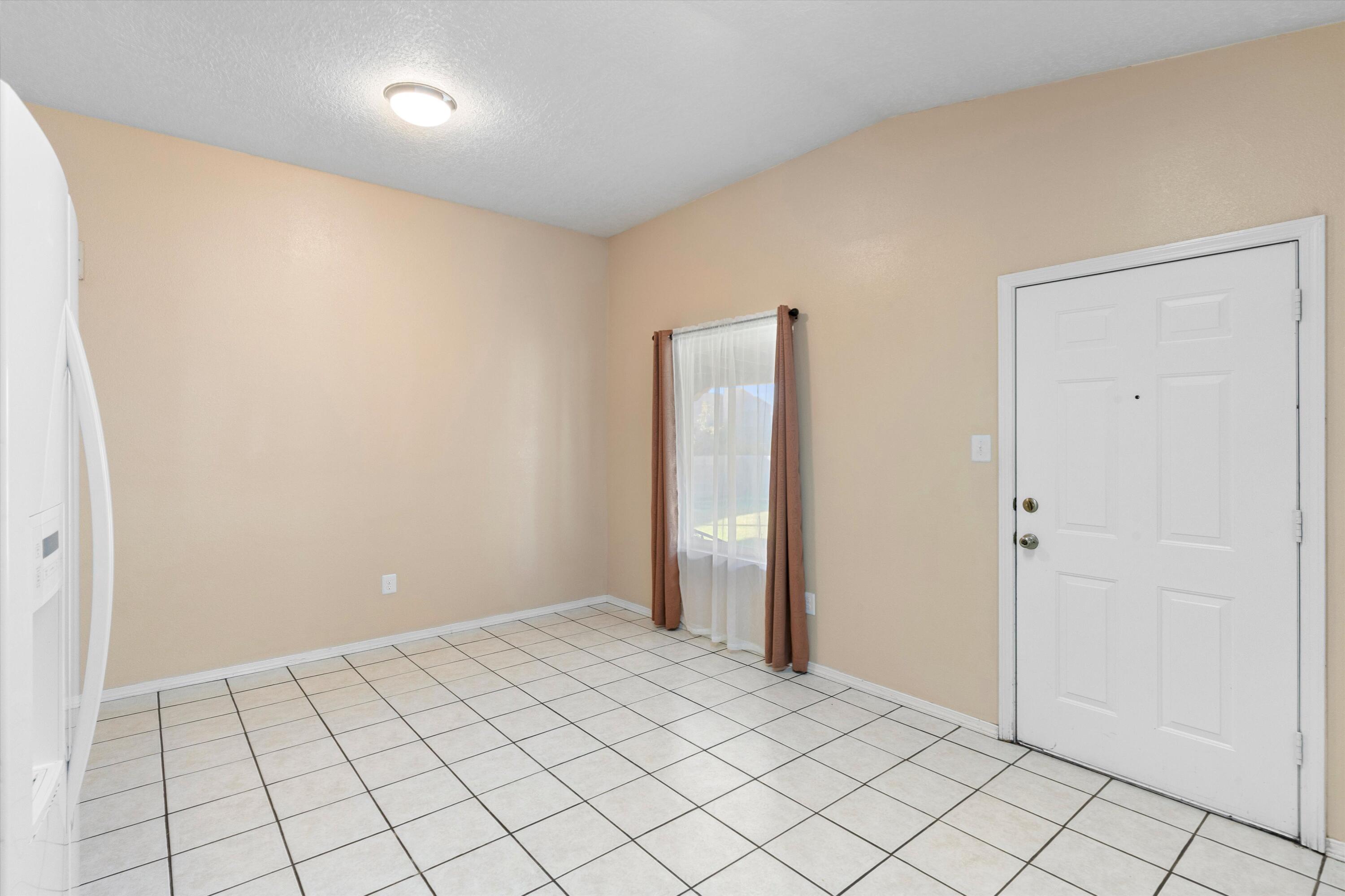 9023 Anacapa Avenue NW