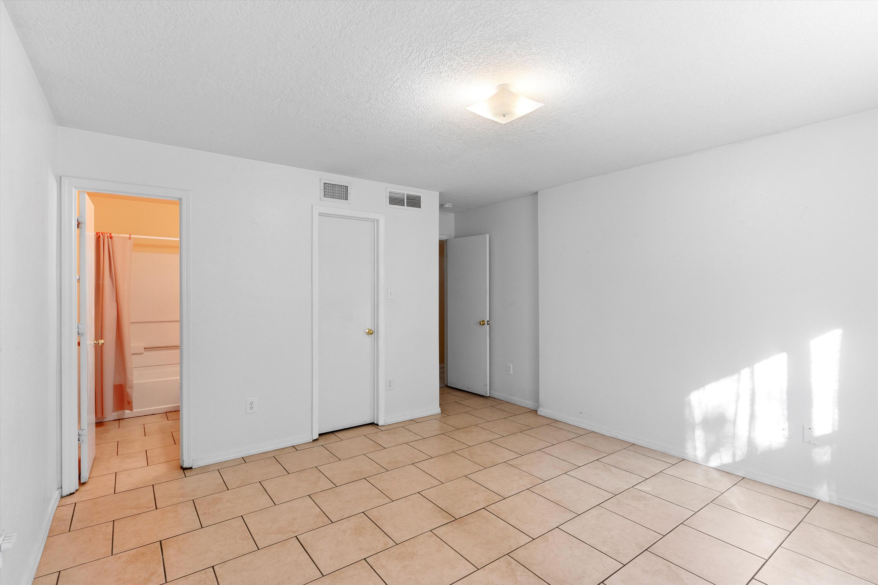 9023 Anacapa Avenue NW