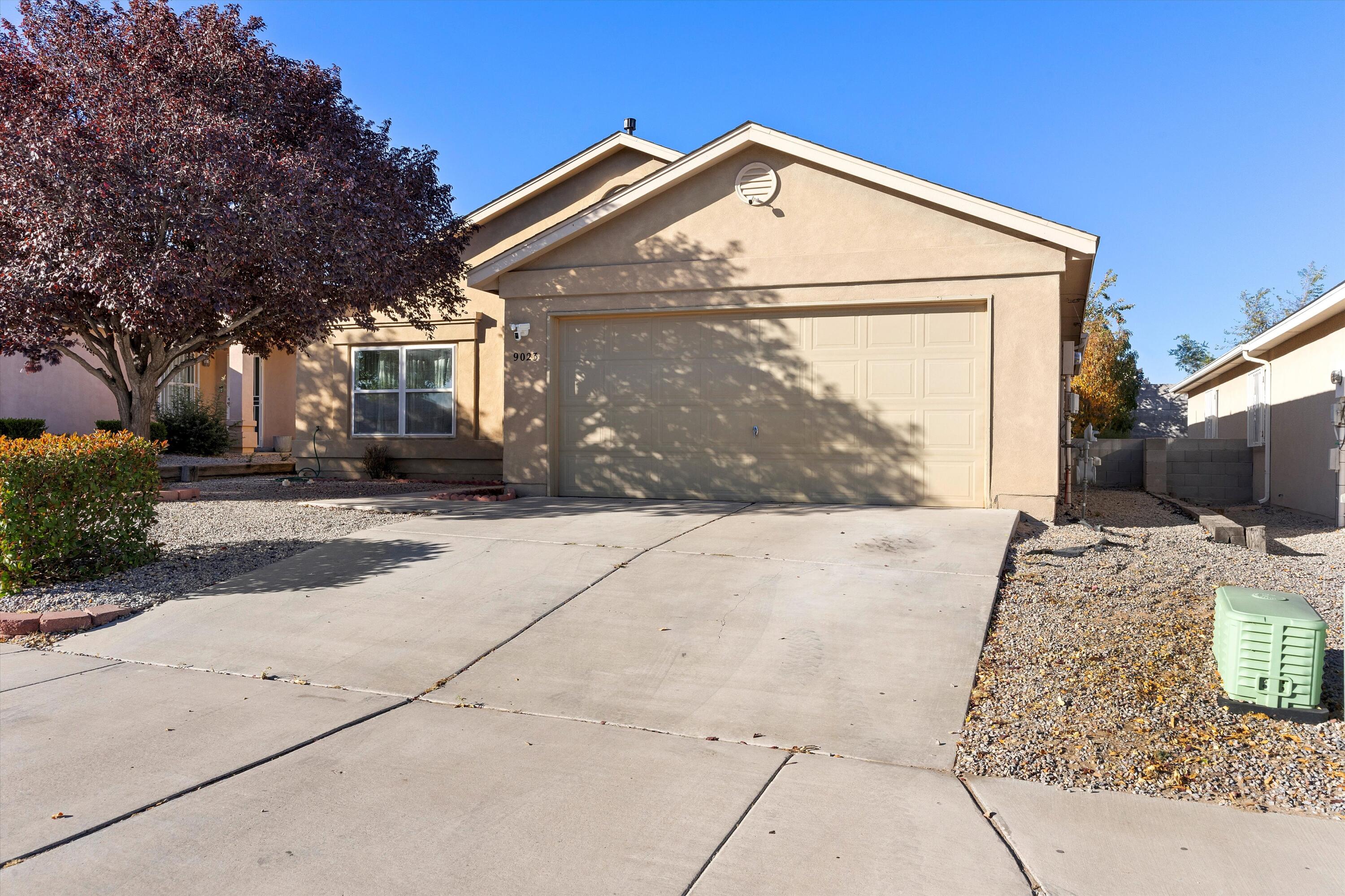 9023 Anacapa Avenue NW