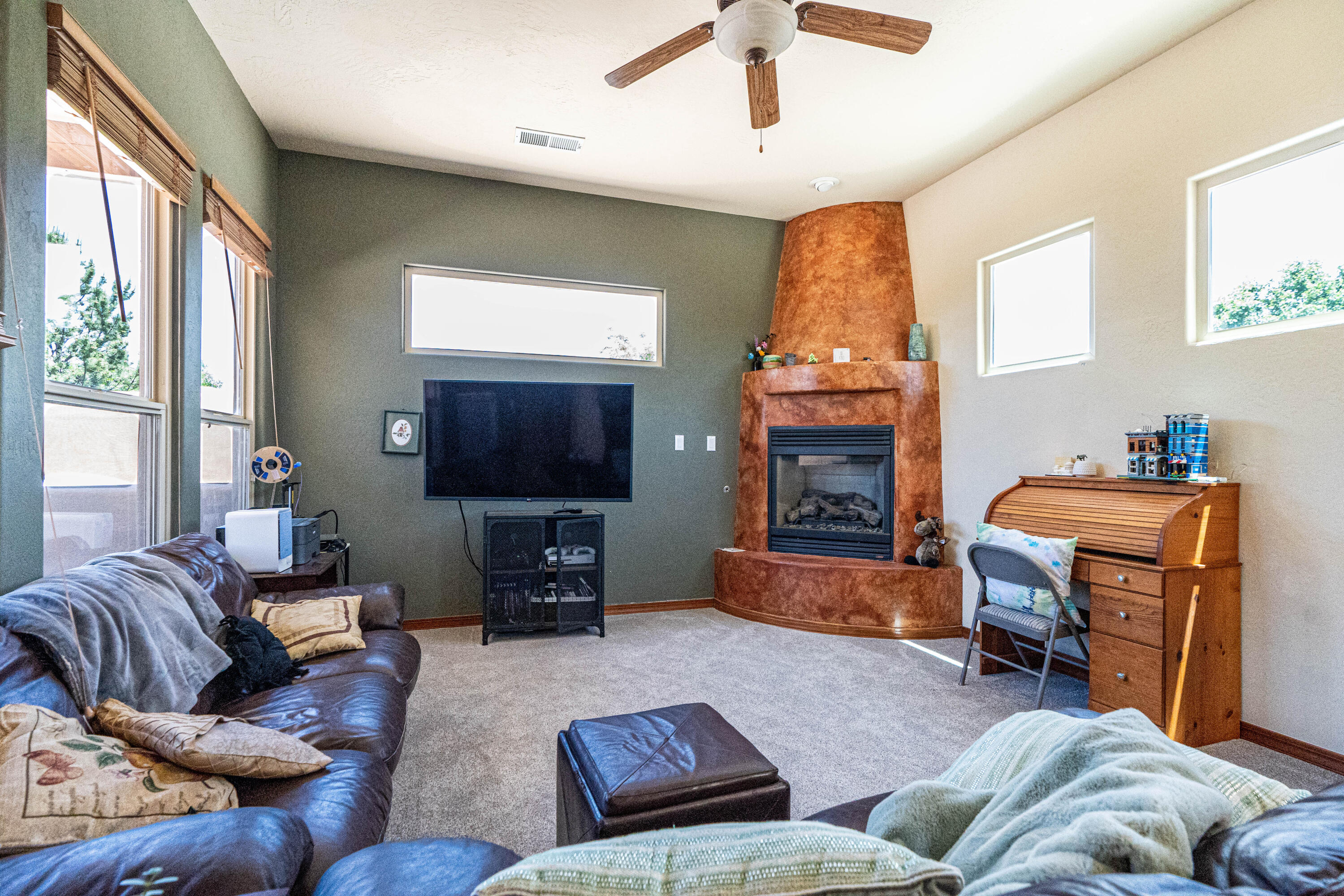 9216 Autumn Rose Drive NE