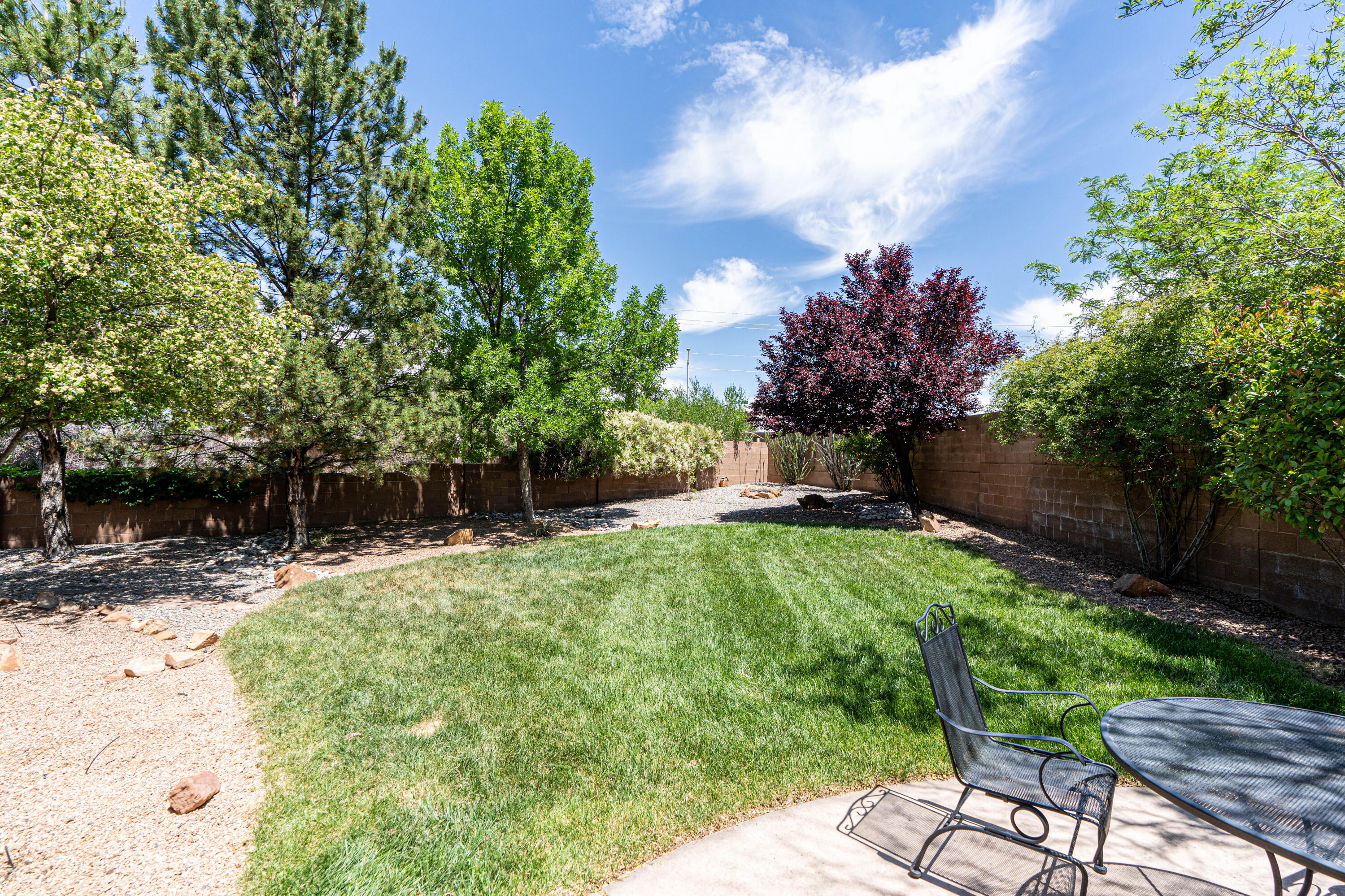 9216 Autumn Rose Drive NE