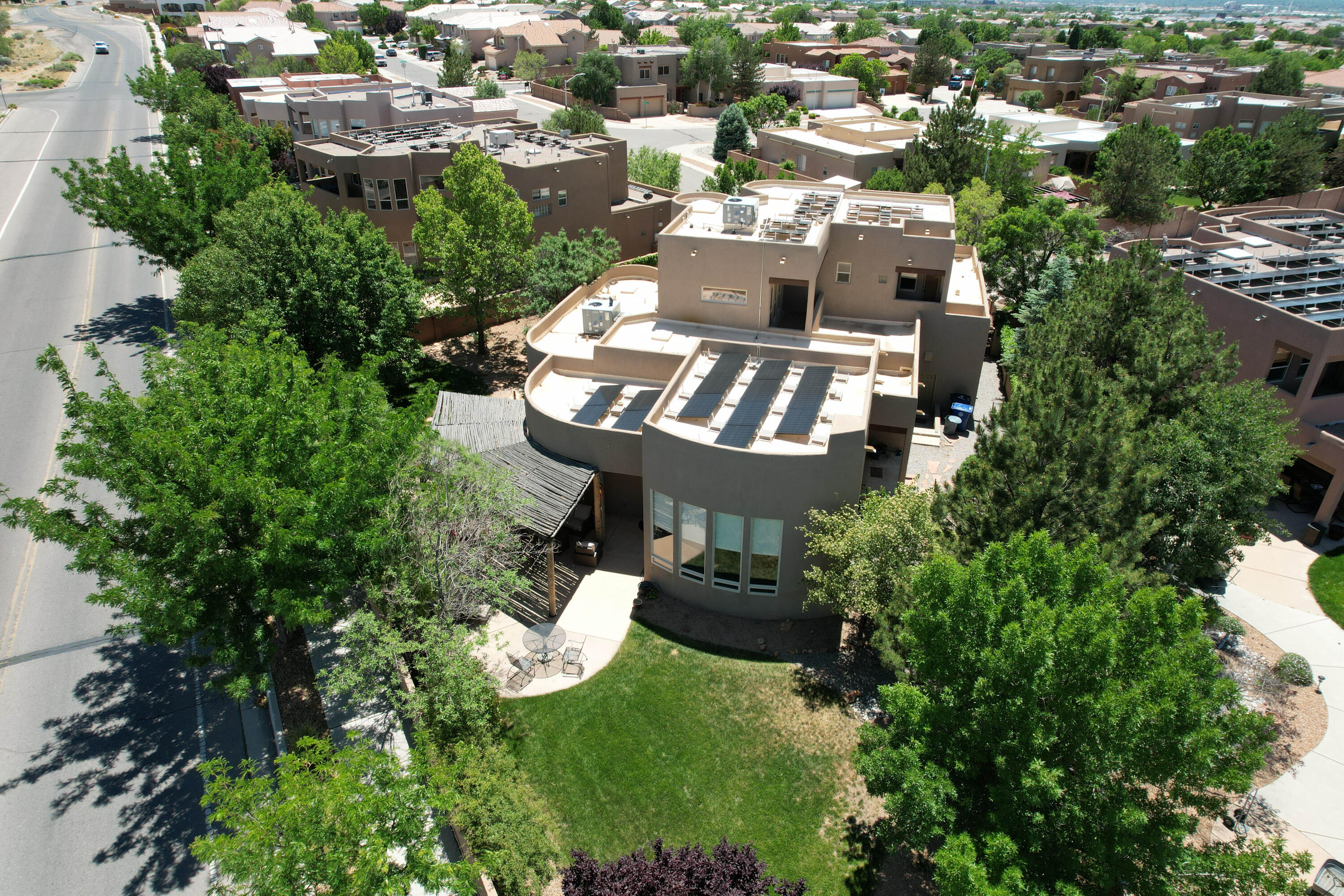 9216 Autumn Rose Drive NE