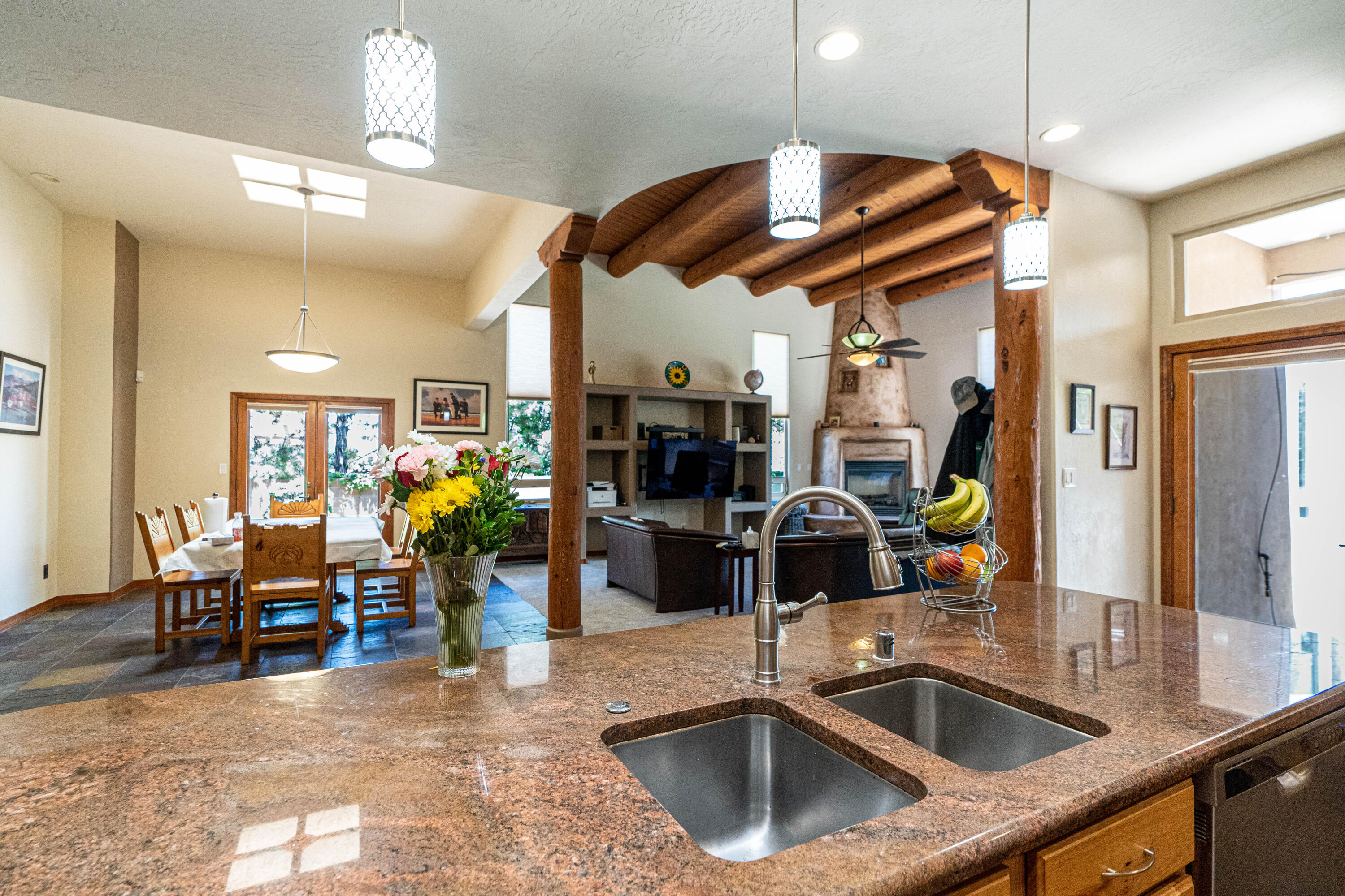 9216 Autumn Rose Drive NE