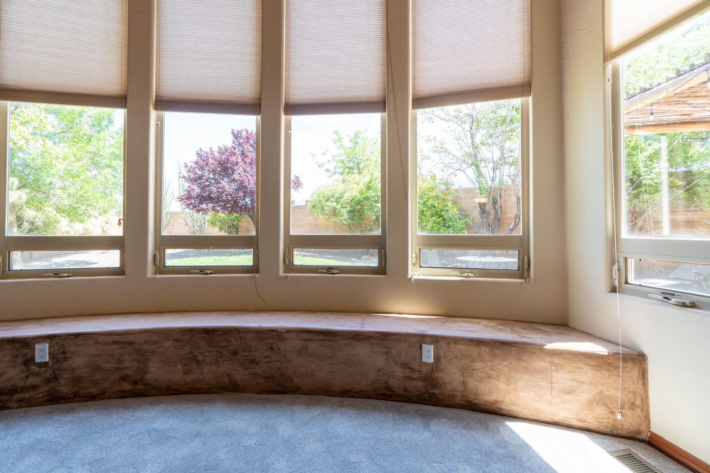 9216 Autumn Rose Drive NE