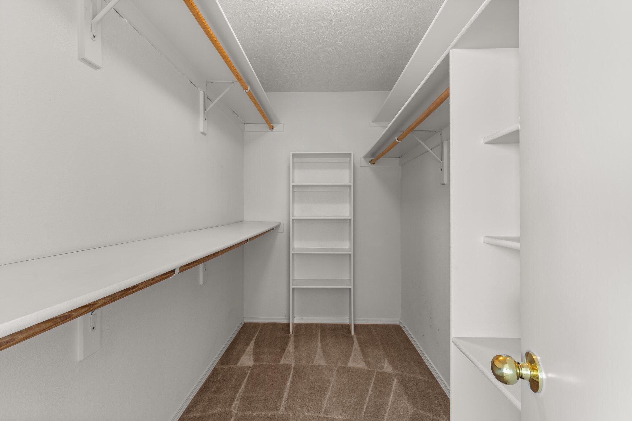 205 Glenridge Park Lane NE