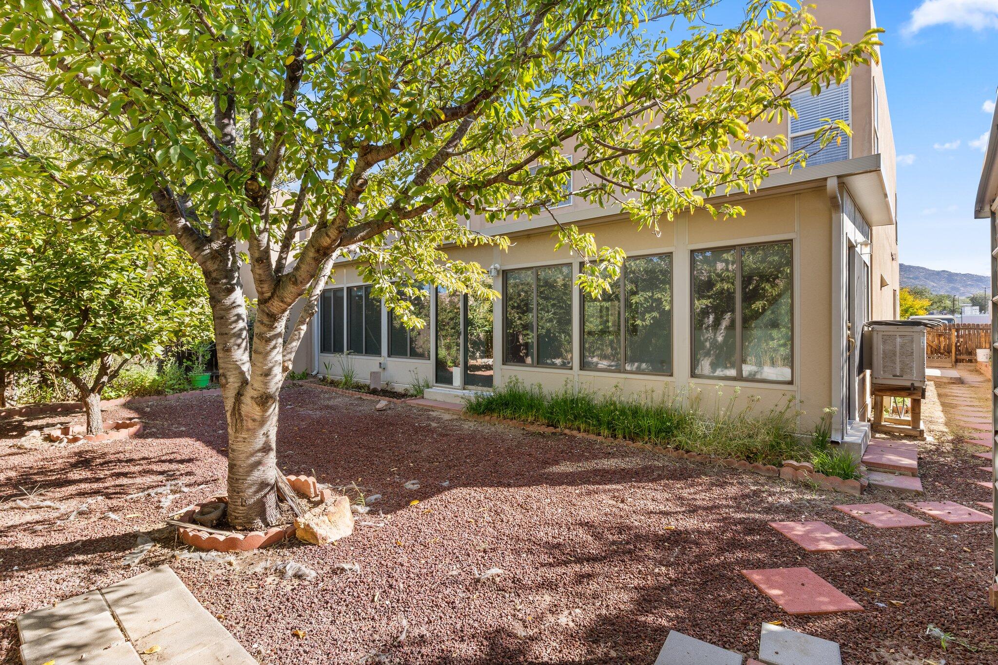 205 Glenridge Park Lane NE