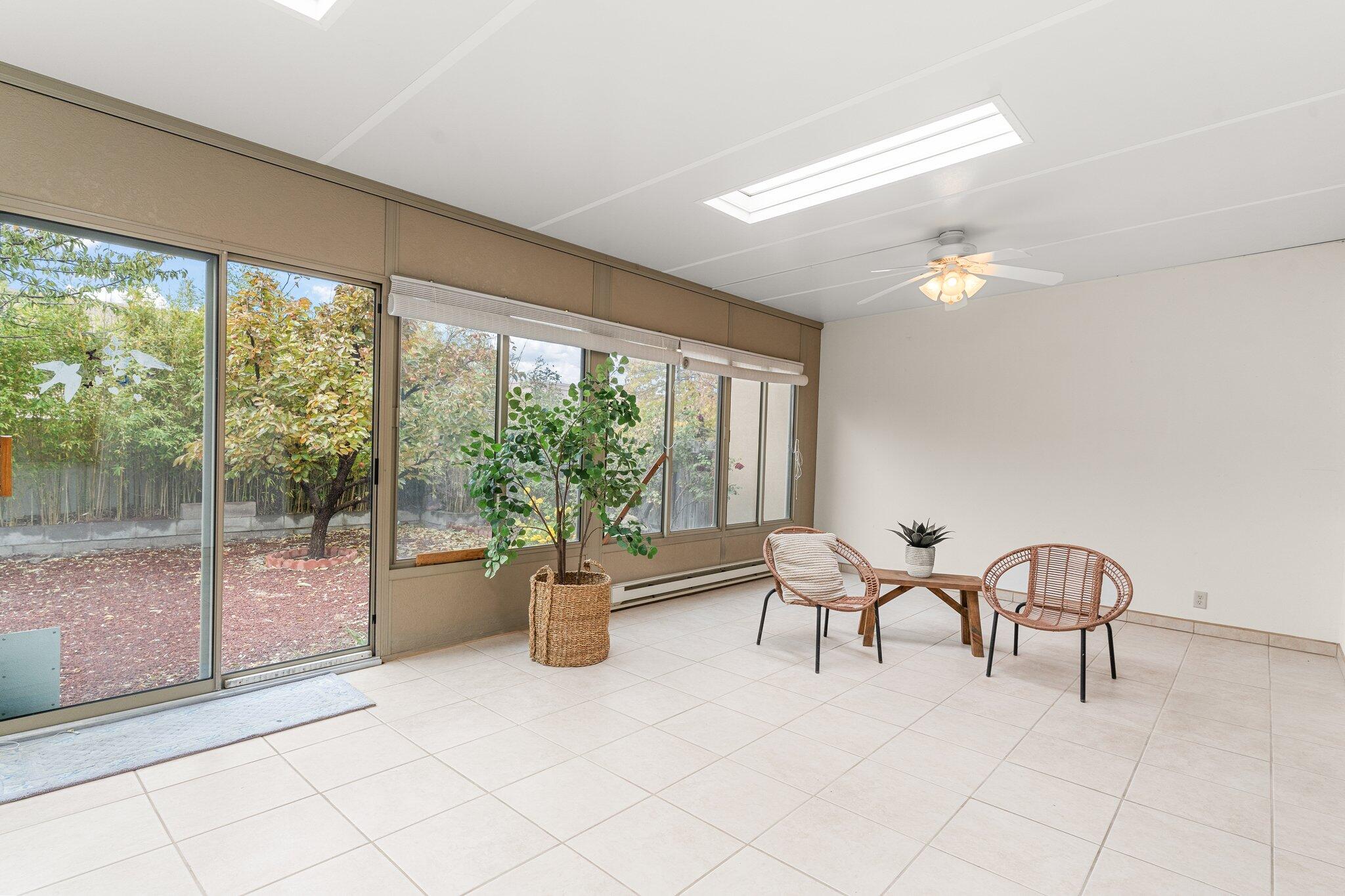 205 Glenridge Park Lane NE