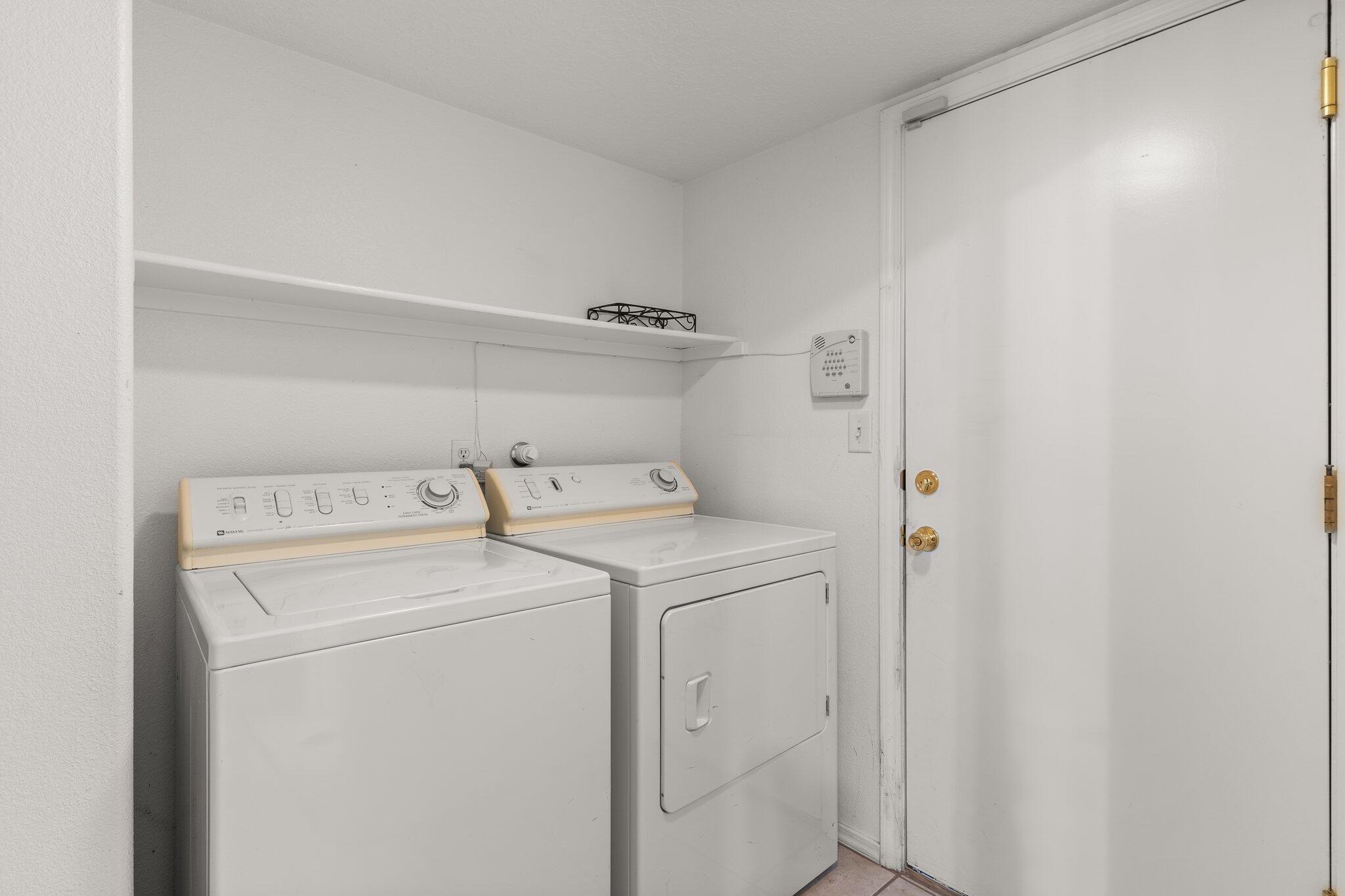 205 Glenridge Park Lane NE