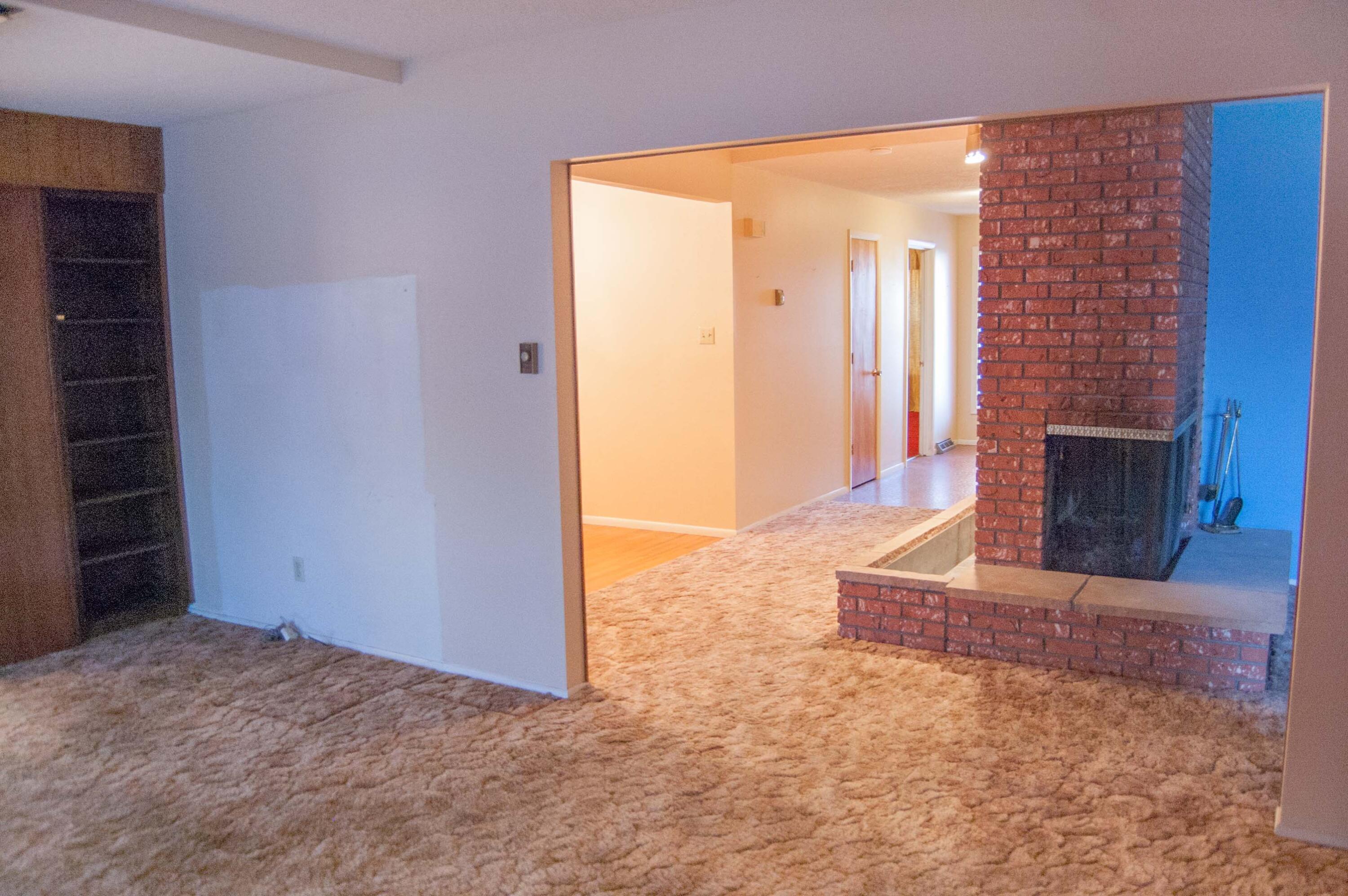 10417 Karen Avenue NE