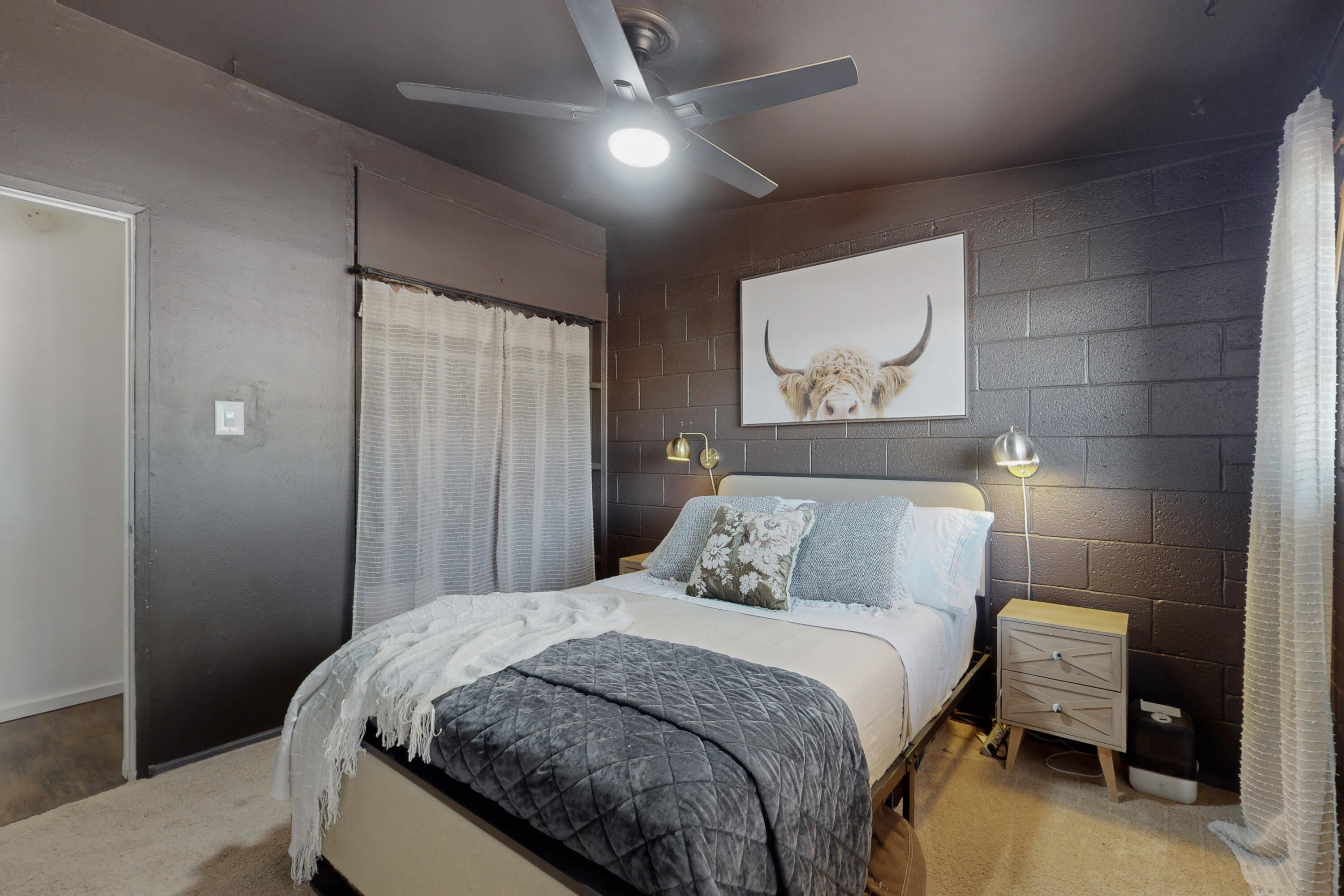 1816 Elizabeth Street NE