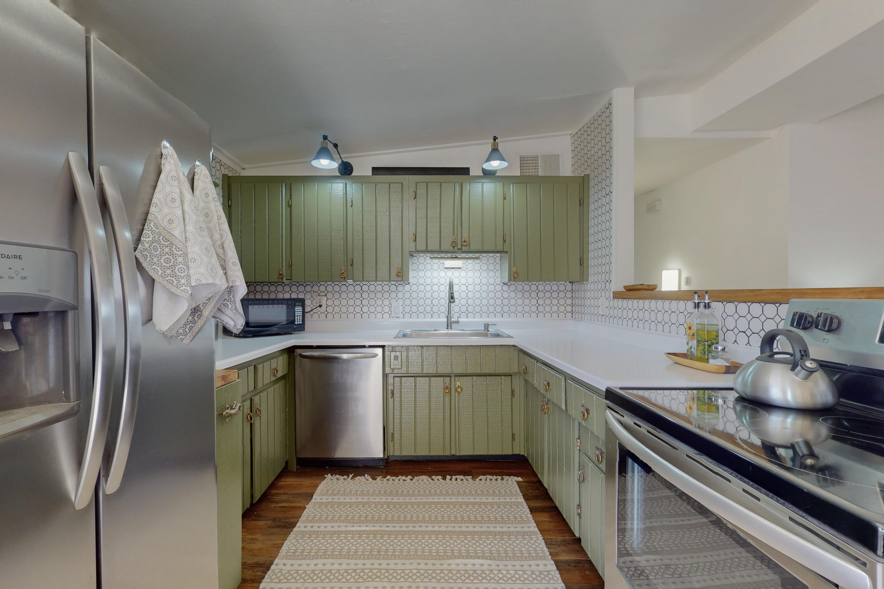 1816 Elizabeth Street NE