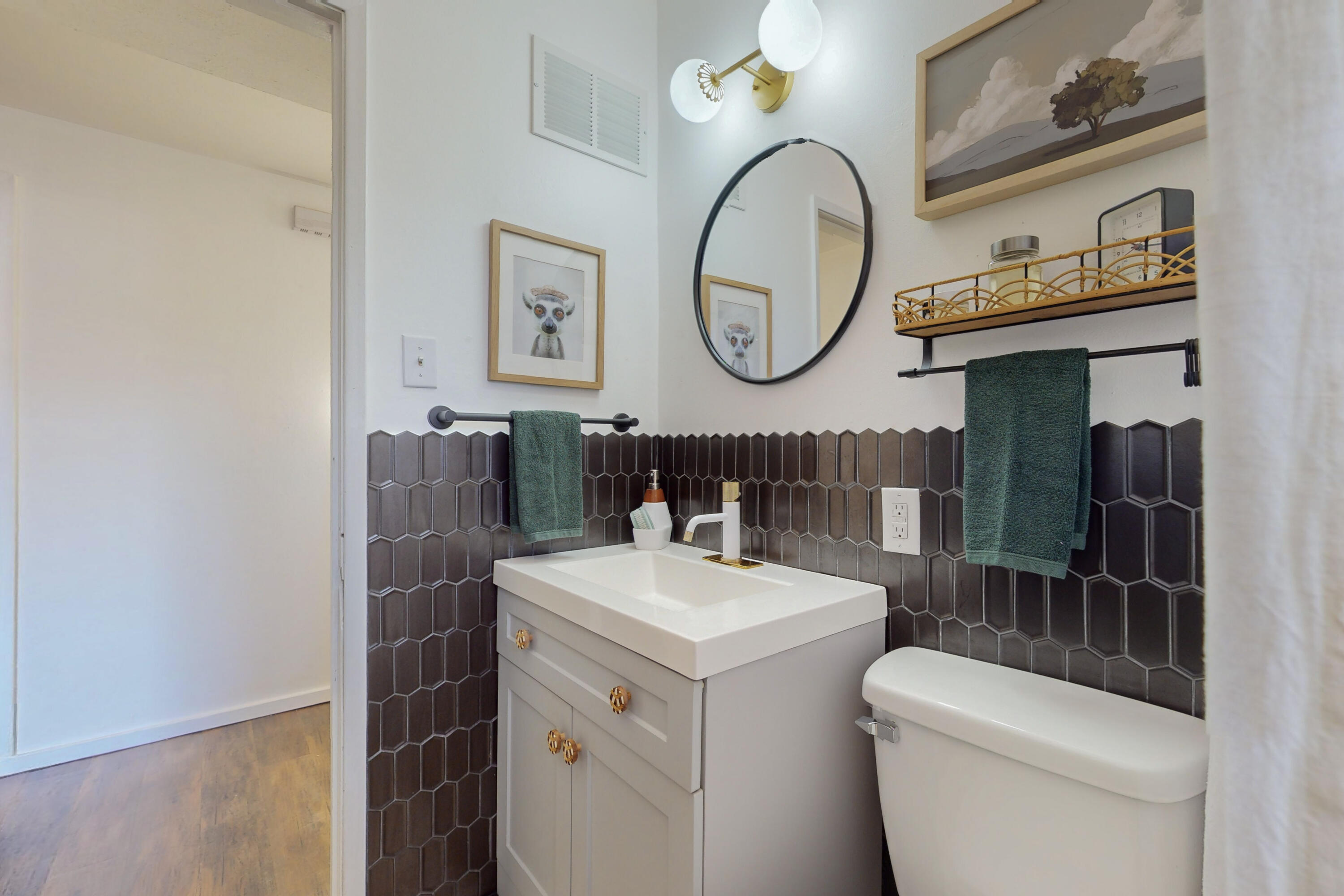 1816 Elizabeth Street NE