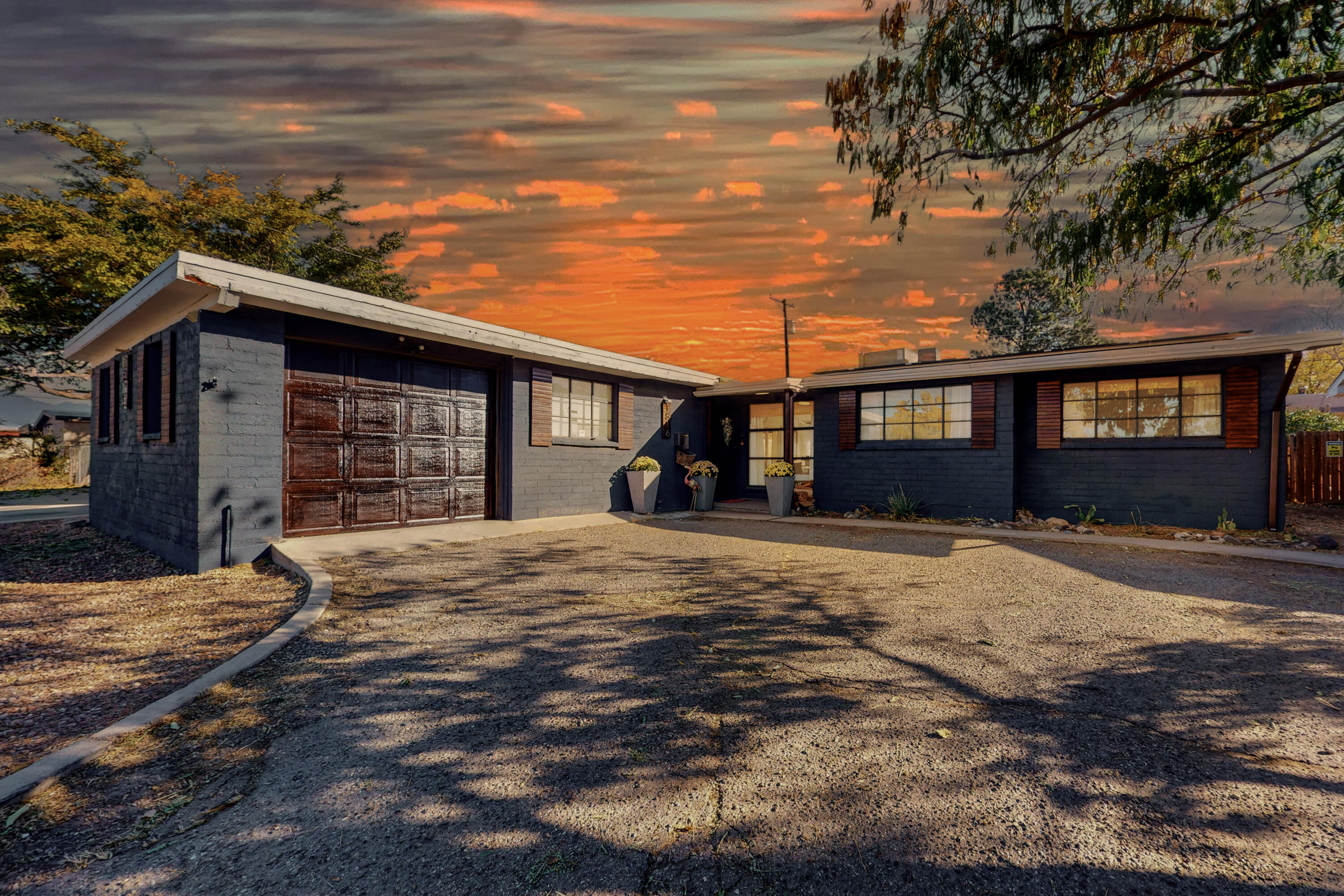 1816 Elizabeth Street NE