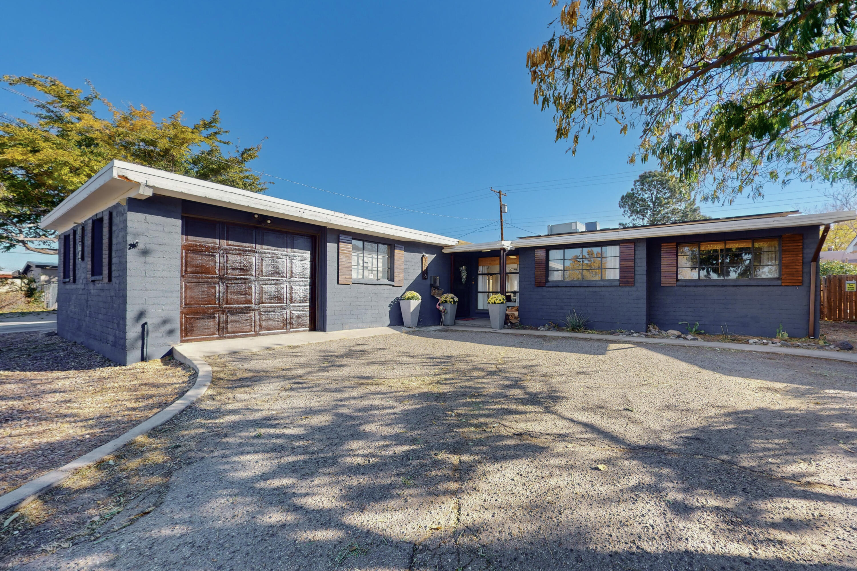 1816 Elizabeth Street NE