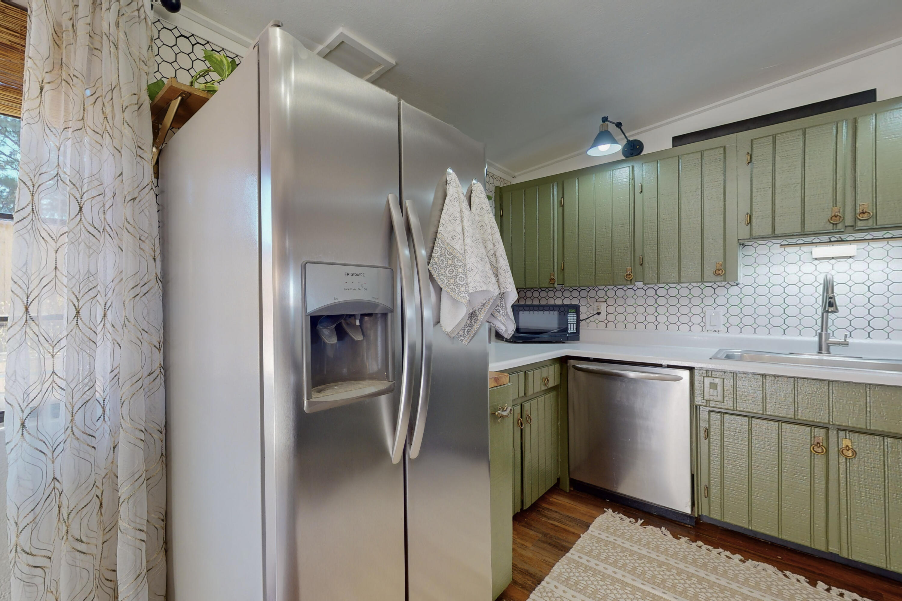 1816 Elizabeth Street NE