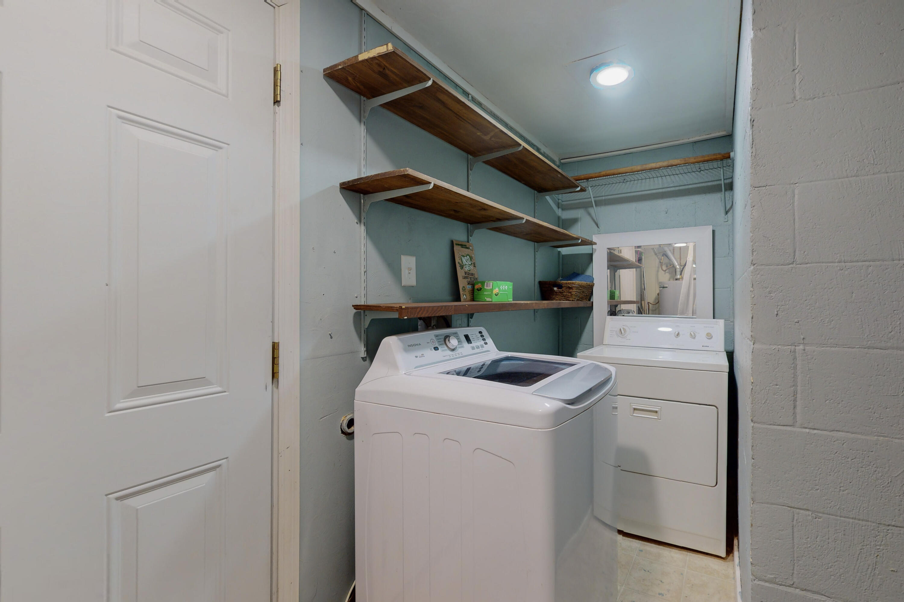 1816 Elizabeth Street NE