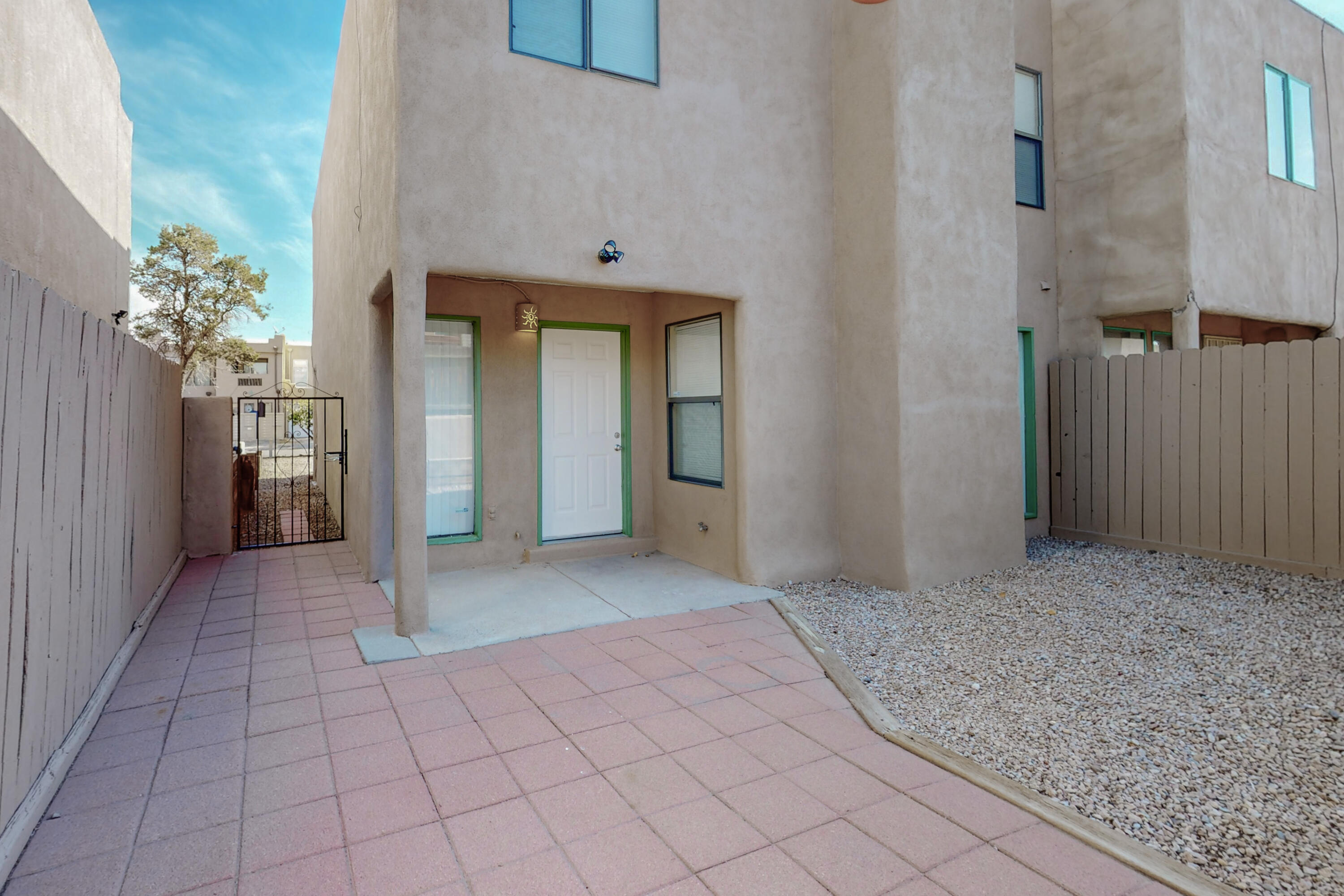 3015 Estrella Brillante Street NW