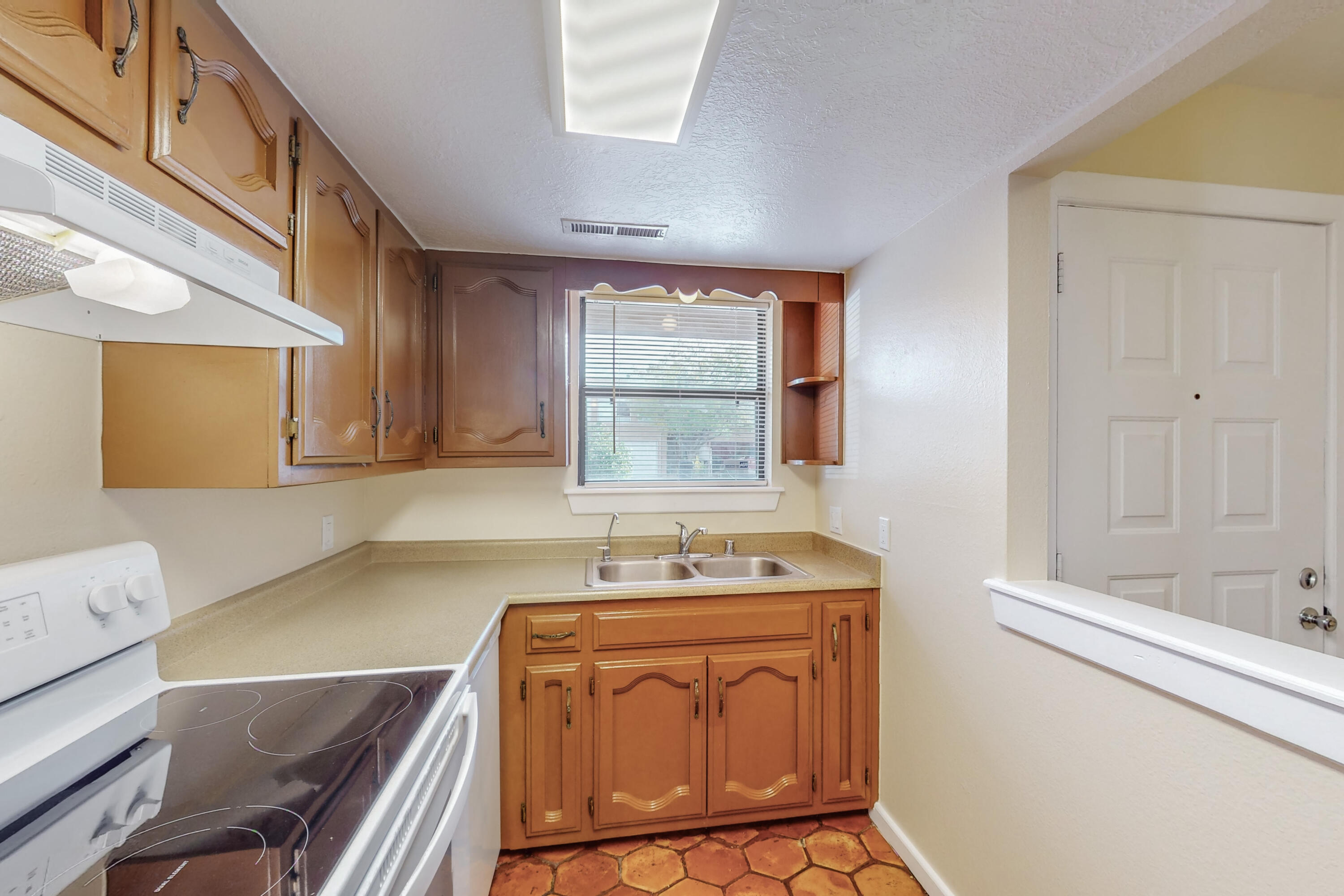 3015 Estrella Brillante Street NW