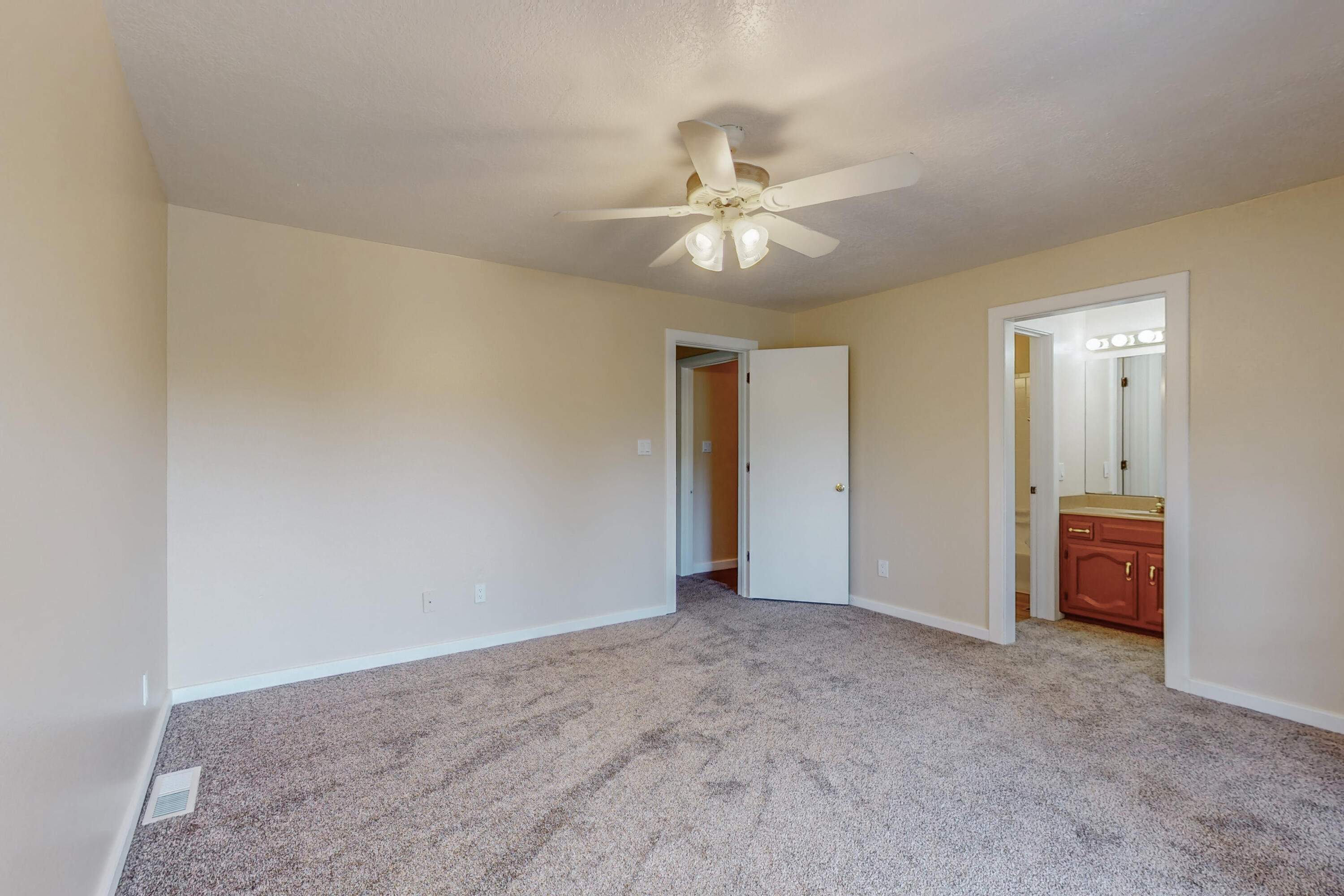 3015 Estrella Brillante Street NW