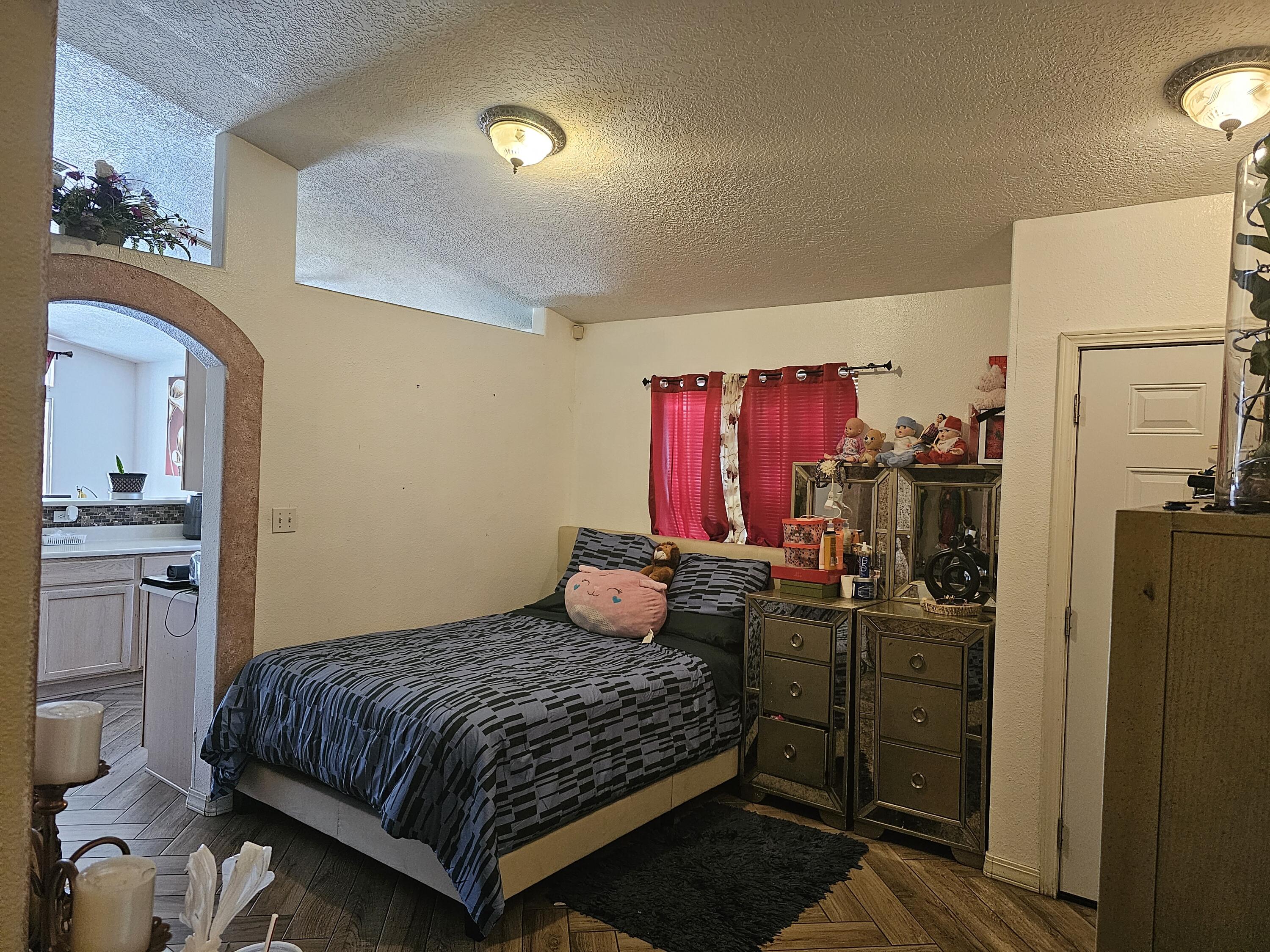 1551 Fox Hill Place SW