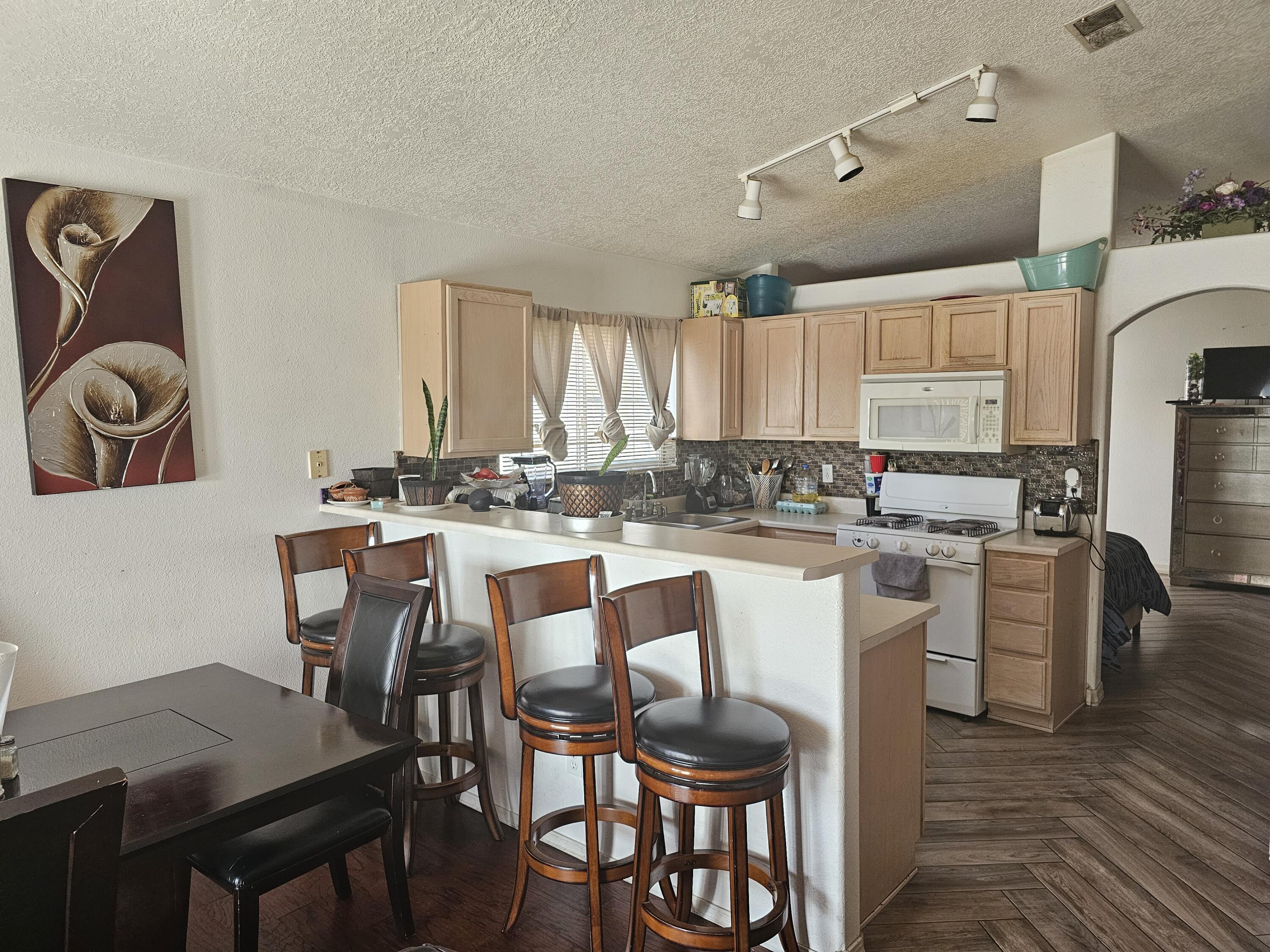 1551 Fox Hill Place SW